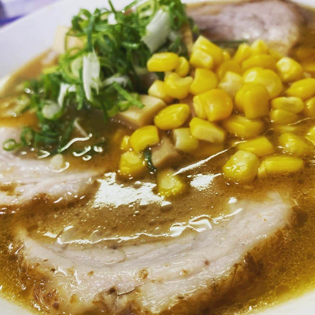 倉橋友和さんのインスタグラム写真 - (倉橋友和Instagram)「#薬膳系ラーメン の名店ですが、初めて#味噌ラーメン を注文🍜とても美味でした。 #藤味亭 #ラーメン #名古屋ラーメン #薬膳系 #好来系 #チャーシュー麺 #メーテレ #アナウンサー #倉橋友和 #倉めし」10月2日 13時51分 - nbn_kurahashi