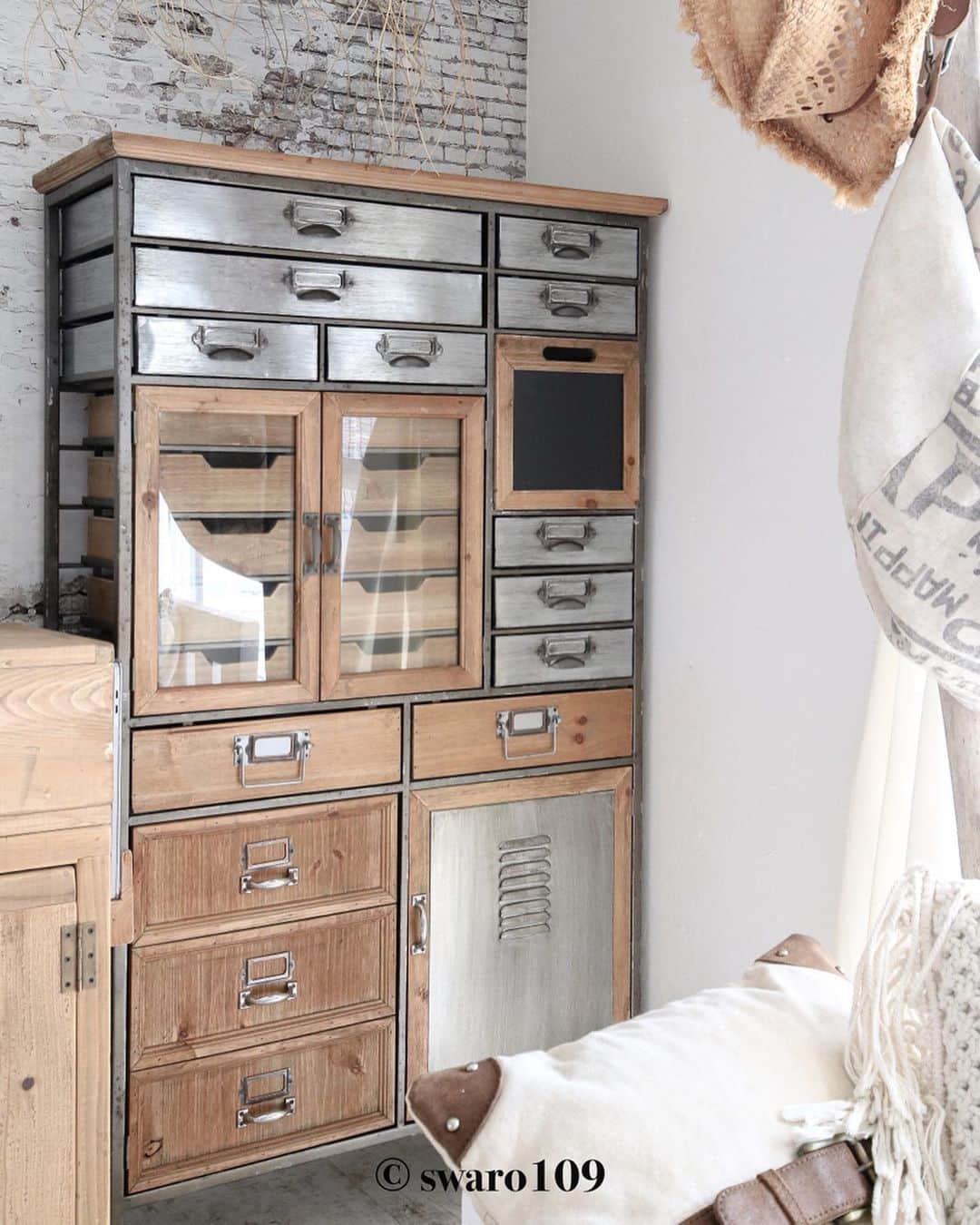 S.W.R-vintage alphabet-のグルメインスタ