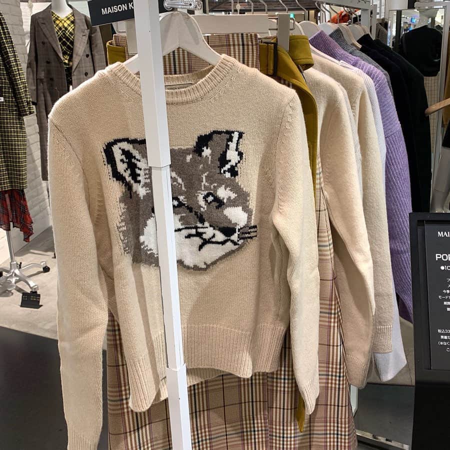 HANKYU.MODEさんのインスタグラム写真 - (HANKYU.MODEInstagram)「Maison Kitsuné FW19 COLLECTION Until 10/8 At 3F 『D.EDIT』 Event Space 詳しくはプロフィールURLをチェック！ #Hankyu #HANKYUMODE #umedahankyu #阪急うめだ本店 #うめだ阪急 #阪急百貨店 #osaka #umeda #mode #MaisonKitsune #メゾンキツネ #クリエイティブディレクター #ユニアン #キツネ #キツネモチーフ」10月2日 15時00分 - hankyumode
