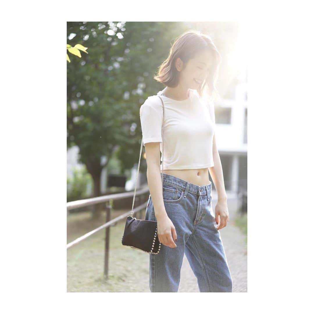 荒井レイラさんのインスタグラム写真 - (荒井レイラInstagram)「月刊デジタルファクトリーにてジーパン女子 荒井レイラver,2 が配信スタートしました👖﻿ ﻿ ぜひチェックしてください(^^)﻿ ﻿ #EDWIN﻿ #ジーパン女子 #メンズジーンズ」10月2日 15時31分 - reira_arai_off