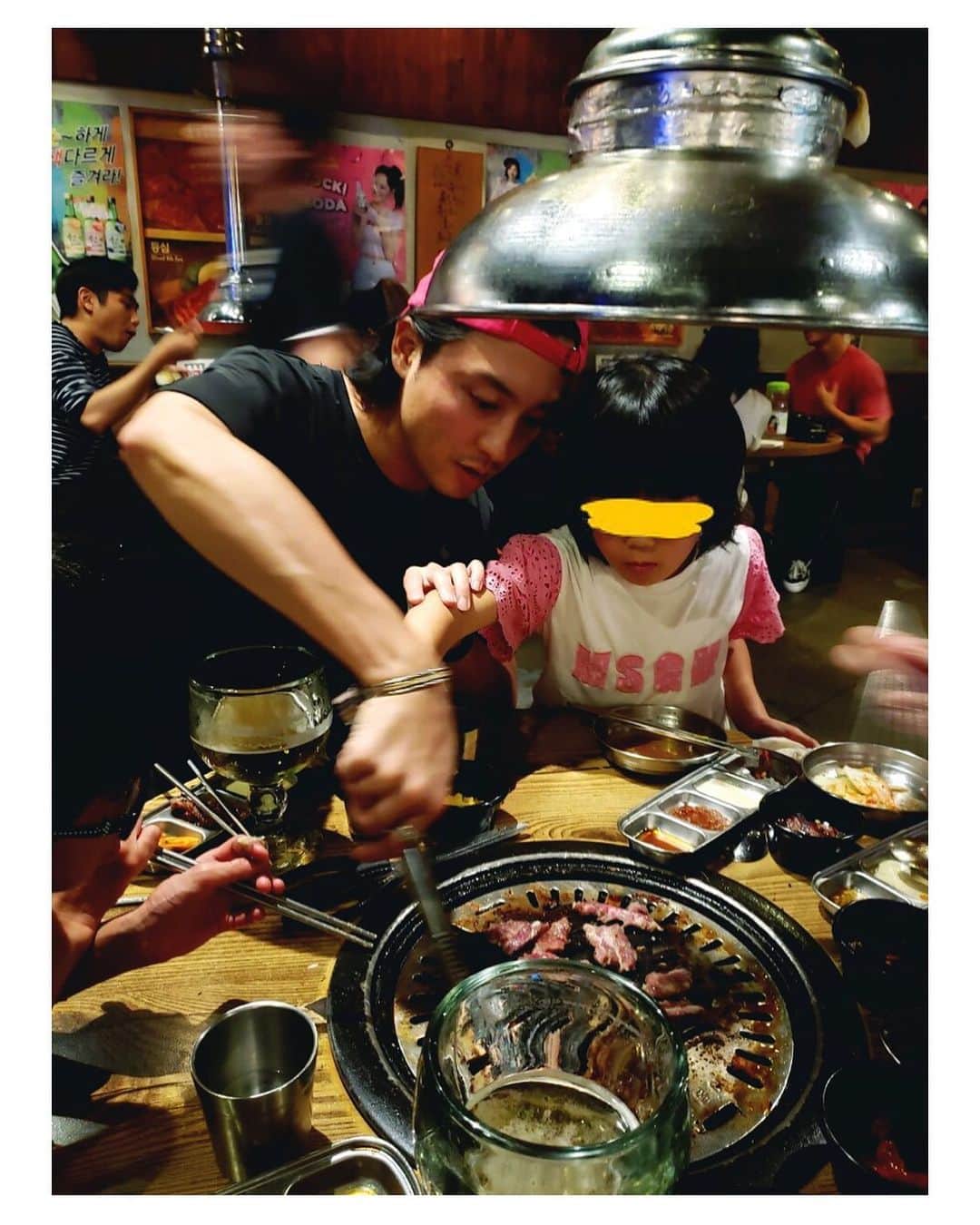 渡部秀さんのインスタグラム写真 - (渡部秀Instagram)「10月。 食、読、寝。  #焼いて焼かれて」10月2日 18時03分 - shu_samurai