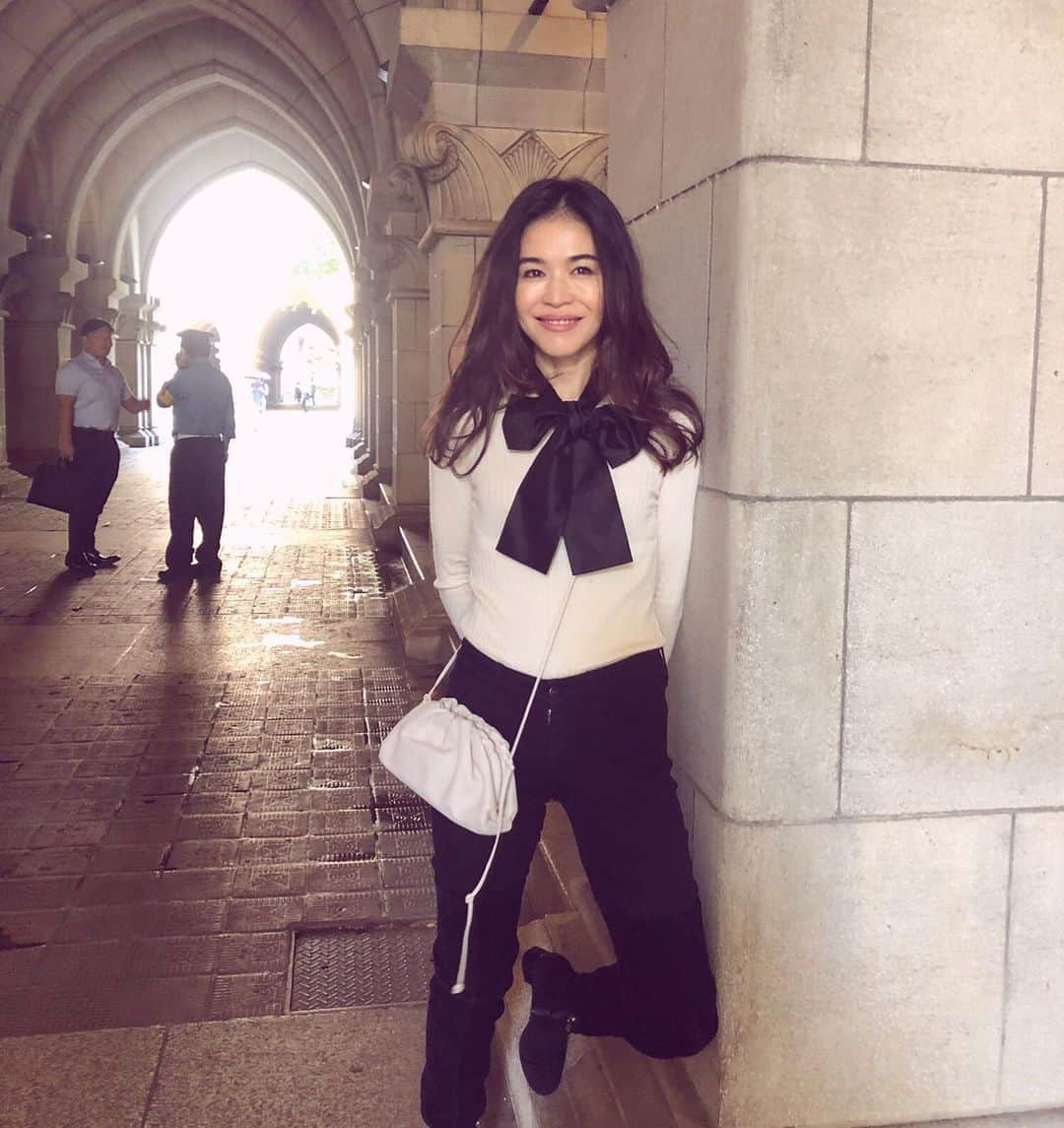 辻直子さんのインスタグラム写真 - (辻直子Instagram)「#myfavplace#theuniversityoftokyo #いい一日だったな#さだえさんは神さまです#尊敬してます# @sadaebam ♡本を出版しました#題名は#38歳からしたいメイク  ここに来ると なぜか元気になっちゃう☺︎ だいすきな不思議な場所です」10月2日 18時39分 - naoko.ts