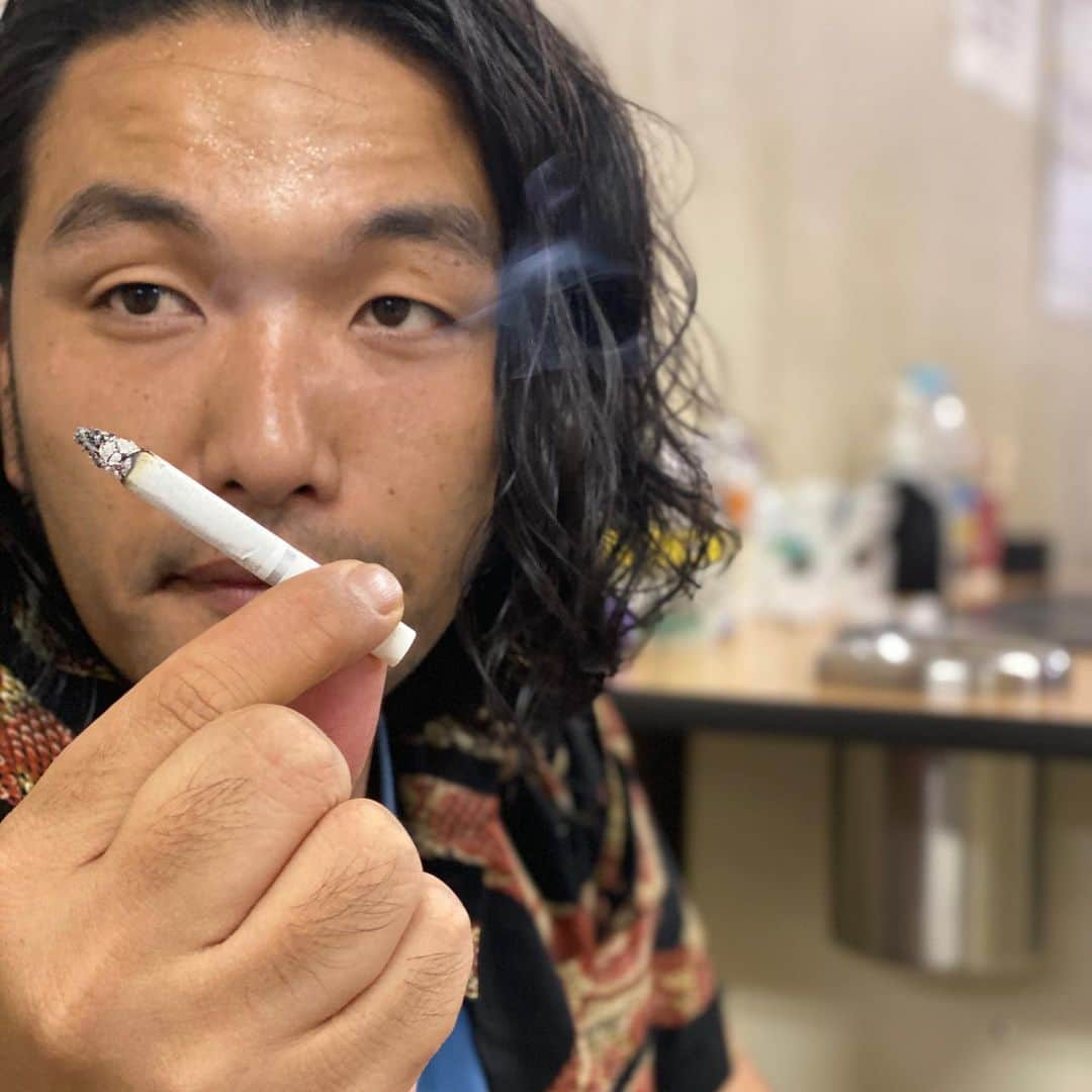 武智正剛さんのインスタグラム写真 - (武智正剛Instagram)「今日はルミネでした。 #大阪みたいなメンツ #単独で流したオープニングVTRを後輩達に見せる #反応はイマイチ #こいつらには感情がないのか？ #劇場今日もありがとうございました #スーパーマラドーナ武智 #見取り図 #盛山 #リリー #トット #桑原 #多田 #フルーツポンチ #村上」10月2日 19時11分 - supamaradonatake