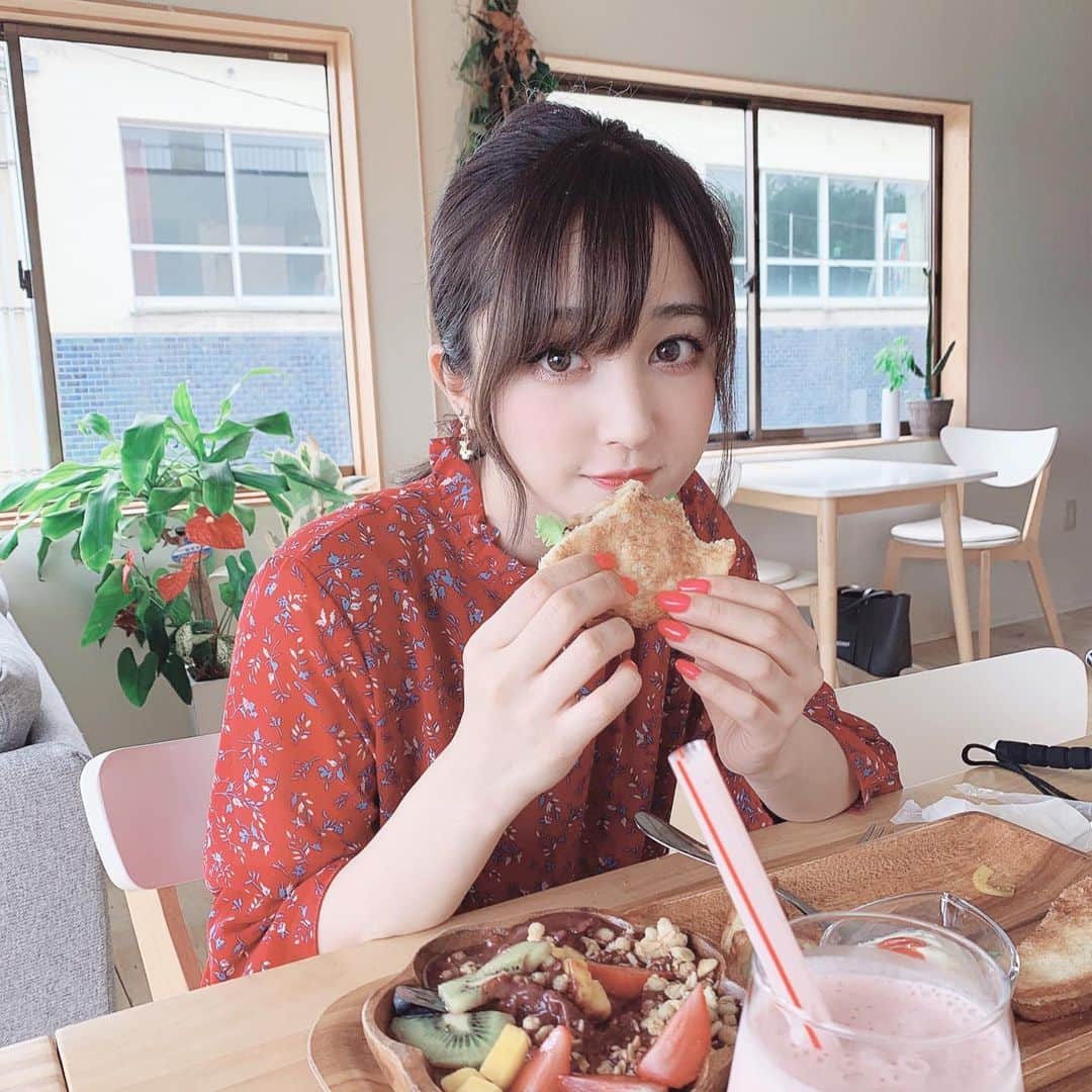 新希咲乃さんのインスタグラム写真 - (新希咲乃Instagram)「ランチ🥪 * #宮崎 #aoshimacoffee #lunch」10月2日 19時27分 - niki_sakino