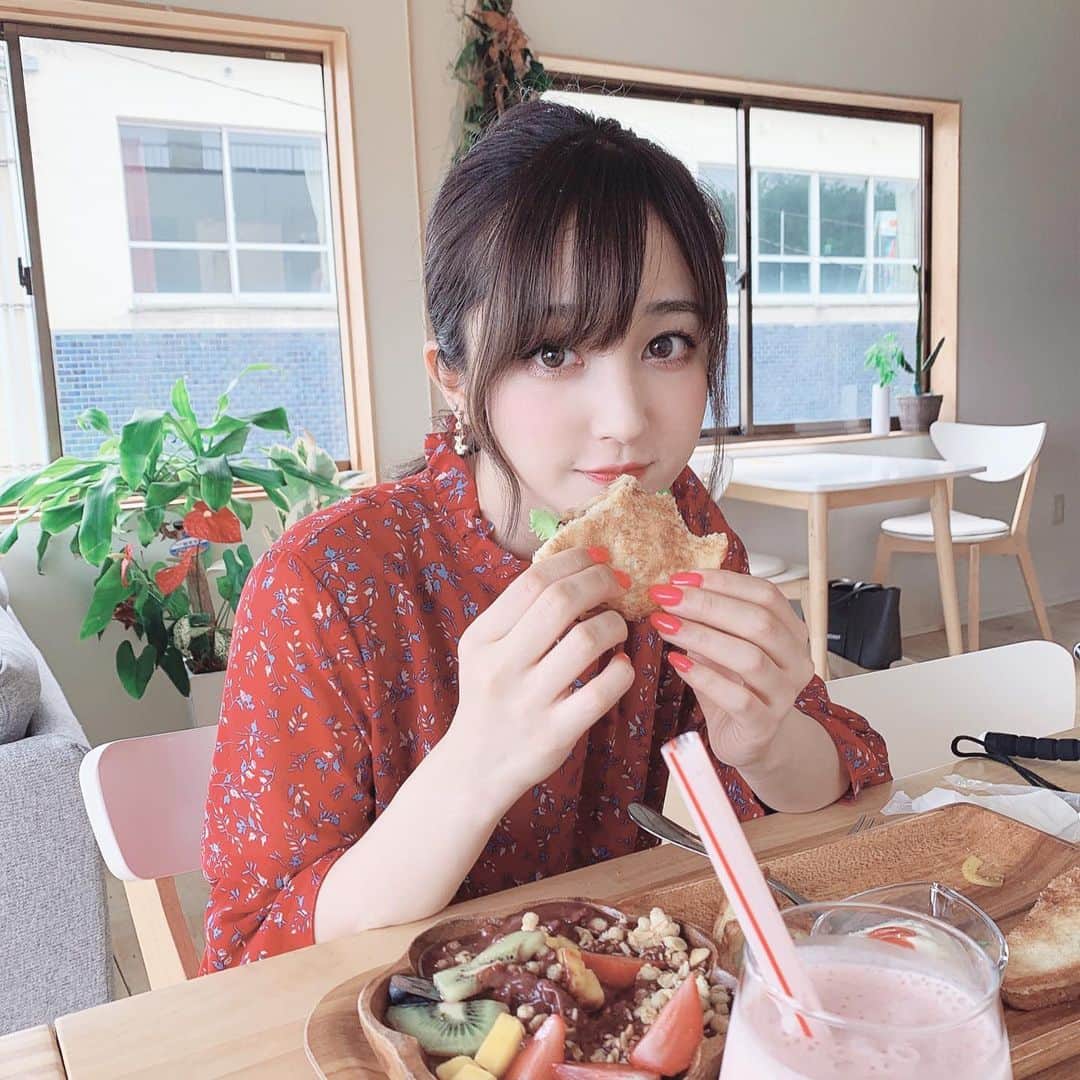 新希咲乃のグルメインスタ