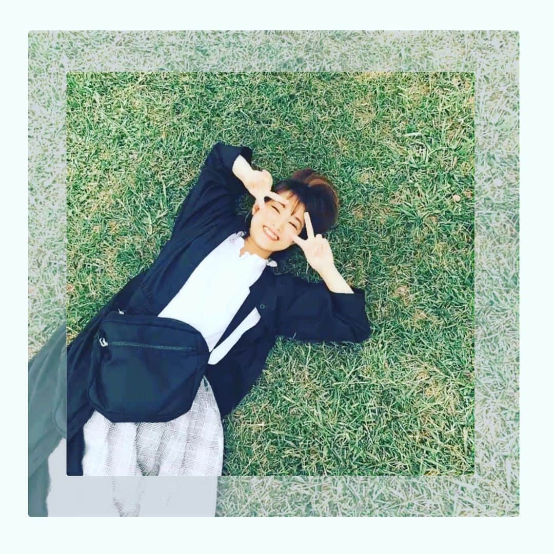 のインスタグラム：「大学のお昼休みはひなたぼっこ🌞🍀」