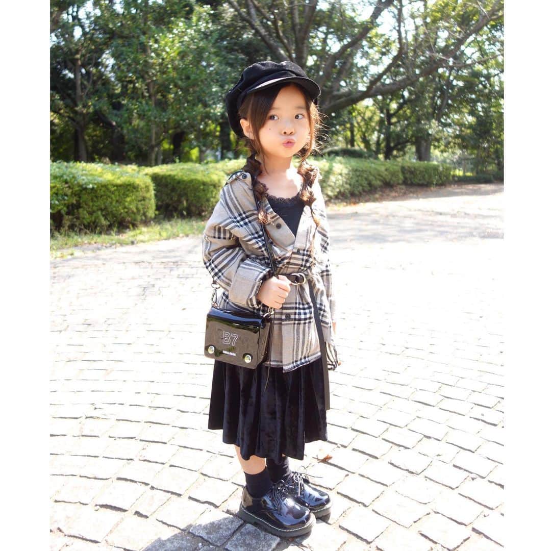 Saraさんのインスタグラム写真 - (SaraInstagram)「. coordinate♡ . 秋色チェックシャツ🧡 . @sesto_shoes の エナメルの3ホールがかわいい😍♡ . casquette ▶︎ #zarakids  shirt ▶︎ #branshes shoes ▶︎ #sesto bag ▶︎ #nananana  belt ▶︎ #coen . . #ootd #kids #kids_japan #kids_japan_ootd #kjp_ootd #kidsfahion #kidscode #kidsootd #kidswear #キッズコーデ #キッズファッション #チェックシャツ #ナナナナ #b7bag #秋コーデ」10月2日 20時57分 - sarasara718