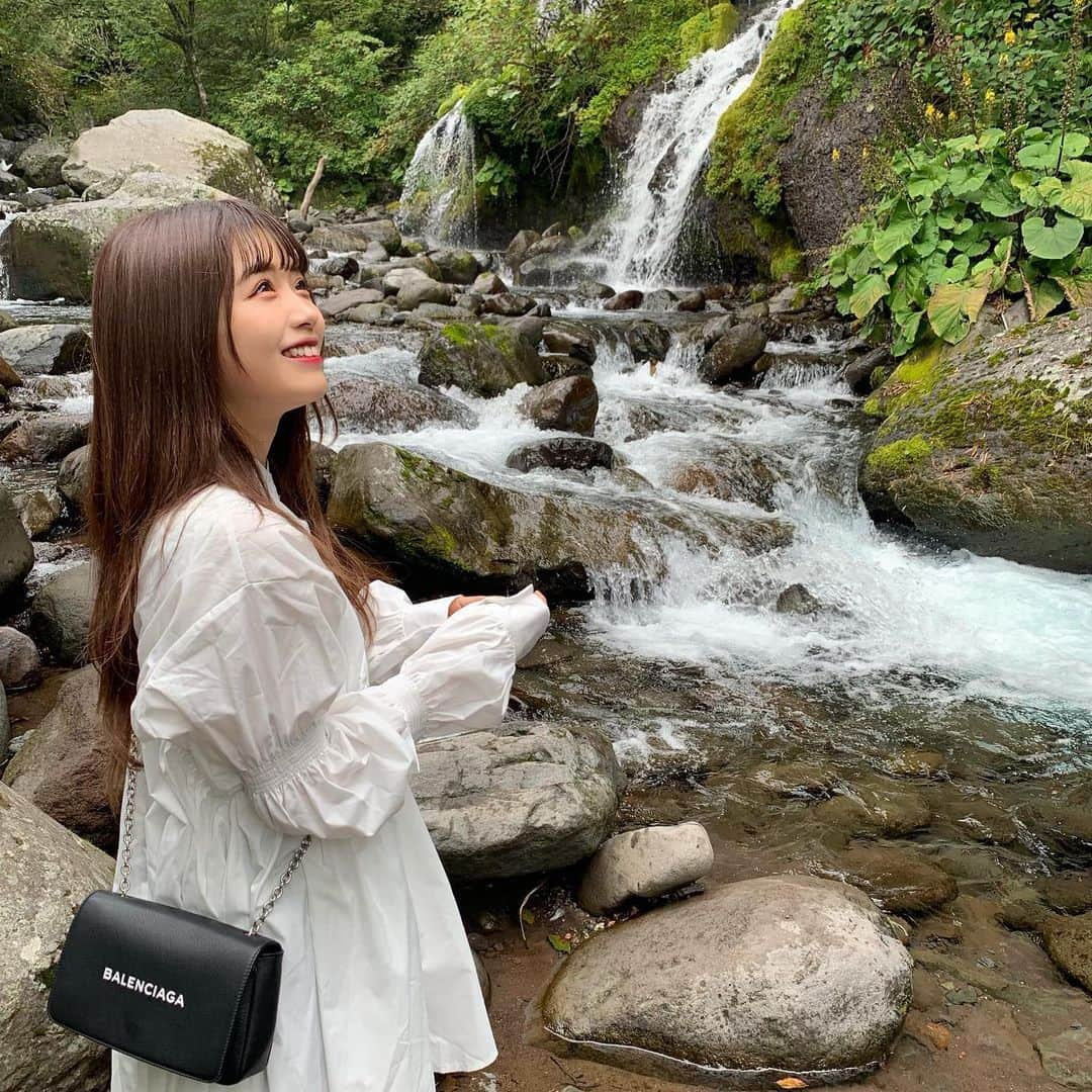 Kirariさんのインスタグラム写真 - (KirariInstagram)「滝 🌿🗻+ New Bag 👨🏻‍✈️」10月2日 20時50分 - kirari_1016_