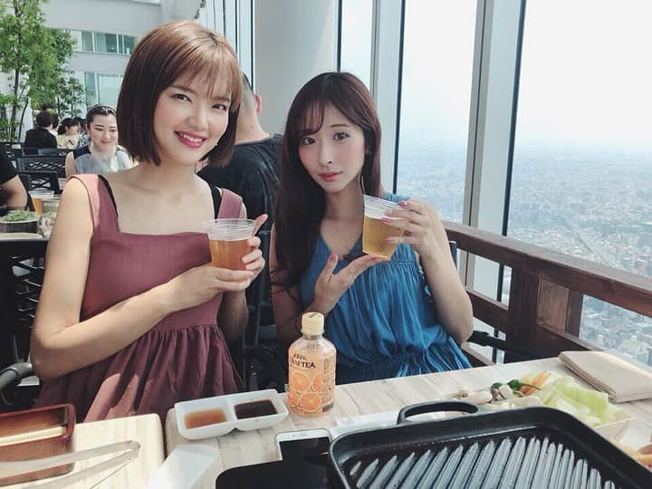 右田里沙(木村里沙) のインスタグラム：「ハルカスBBQ🍖❤️ #夏の思い出たち#BBQ#ビアガーデン#ぱぷーたち」