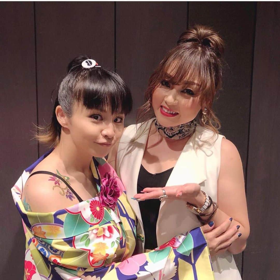 misoNosukeさんのインスタグラム写真 - (misoNosukeInstagram)「・ ・ こちらこそ！最高のダンスを有り難うございました… ・ ↓ ・ #repost by @kyon_mikazuki ・ ・ misonoさん ・ 本当にありがとうございました💕 ・ #kyotocollection #2019 #misono #annie #tomorrow #kyon ナンバー #バックダンサー #kyoto #japan」10月2日 21時23分 - misono_koda_official