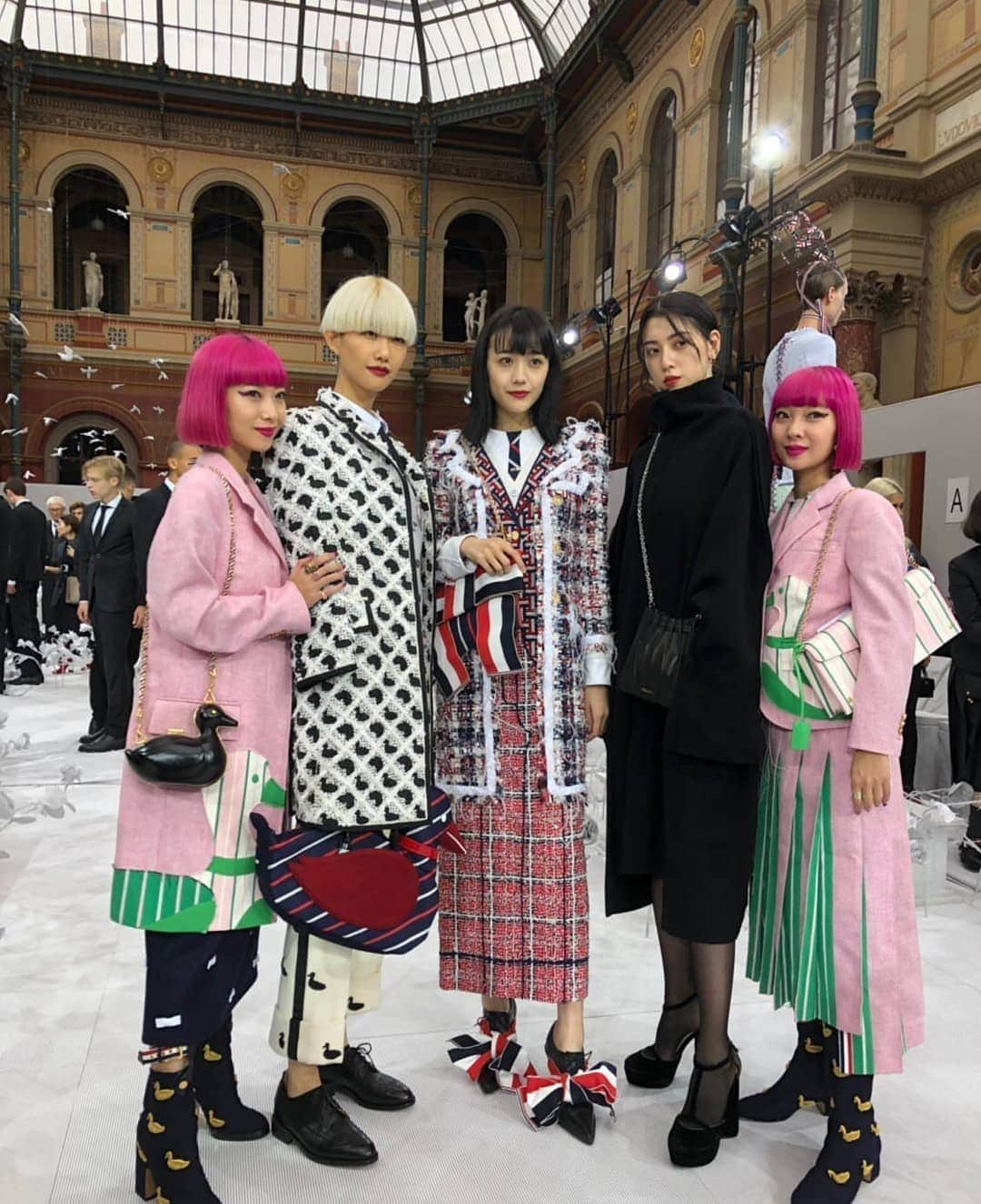 松井愛莉さんのインスタグラム写真 - (松井愛莉Instagram)「@thombrowneny #thombrowne  #pfw」10月2日 21時22分 - airi1226_official