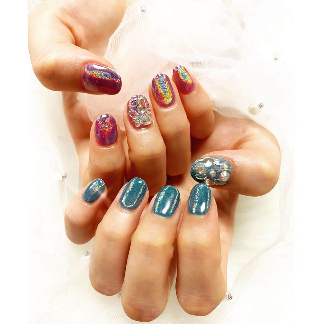 輝月あんりのインスタグラム：「New nails 💗✨✨✨」