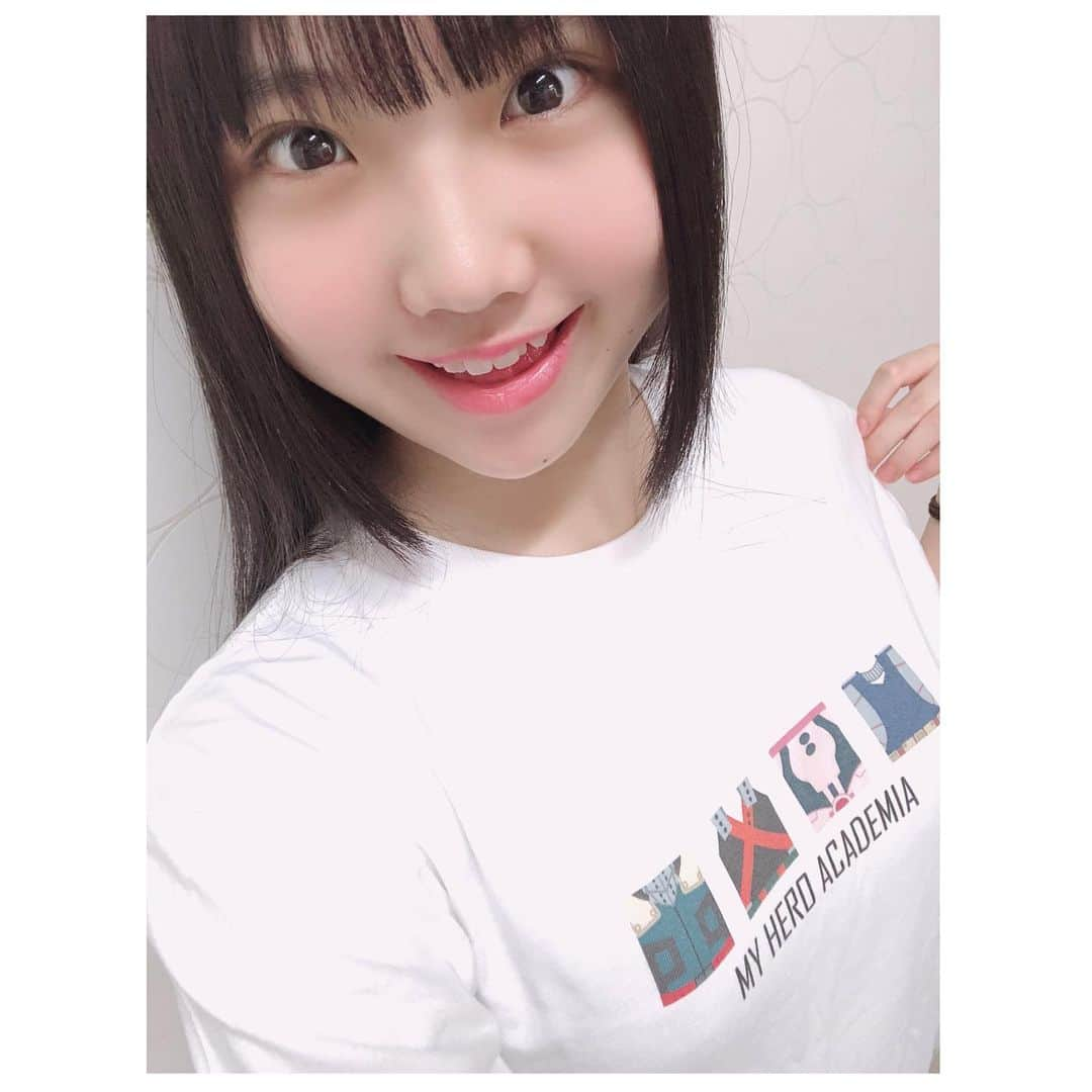 北川愛乃さんのインスタグラム写真 - (北川愛乃Instagram)「こんばんわぁ💫  今日のレッスンで #ヒロアカ Tシャツを着ました🌼 ヒロアカ 大好きです(๑˃̵ᴗ˂̵)💕 #僕のヒーローアカデミア  #第4期 #10月12日 〜 #放送スタート #楽しみだなぁ 😆✨」10月2日 22時01分 - kitagawayoshino