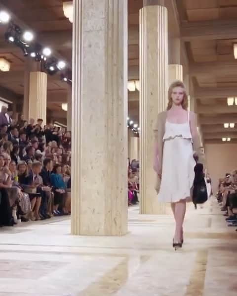 アビー・チャンピオンのインスタグラム：「Yesterday at @miumiu !! always love doing this amazing show with the best team 💛 #miucciaprada」