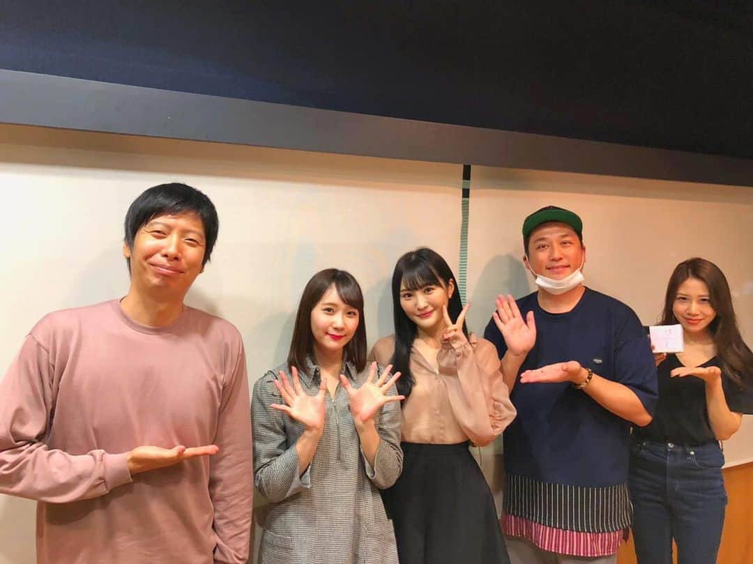 DJ みぃのインスタグラム：「らじこーを一緒に盛り上げてくれていたNMB48のまいち🥺✨今夜がラストらじこーでした😂2019倍の可愛さだけでなく、実はしっかり者のまいちのことみんな大好きでした😢❤️ラストの公演も頑張ってね！！ #らじこー #nmb48 #まいち卒業 #れなぴょんも卒業 #さみしすぎる」