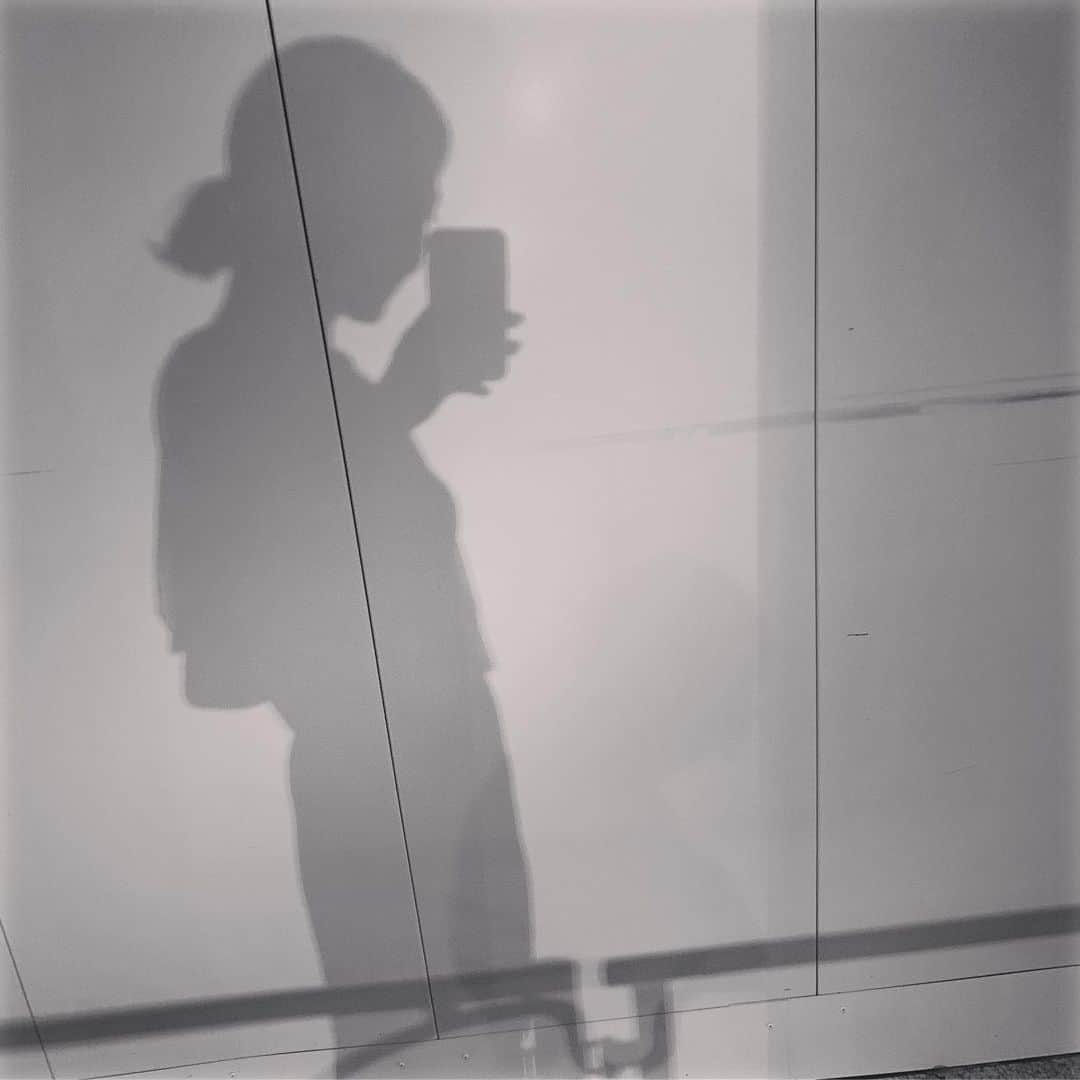 黒沢祐子さんのインスタグラム写真 - (黒沢祐子Instagram)「・ ・ No zo ki mi 🗼×2 → → →頭でっかちな👽😂 ・ ・ そして見上げたら美しい三日月がいた  写真は撮れてないけどその美しさは 心に留めておきましょう ・ ・ #lifeisbeautiful  #tekuteku #crescentmoon #🌙」10月2日 23時02分 - yukowedding