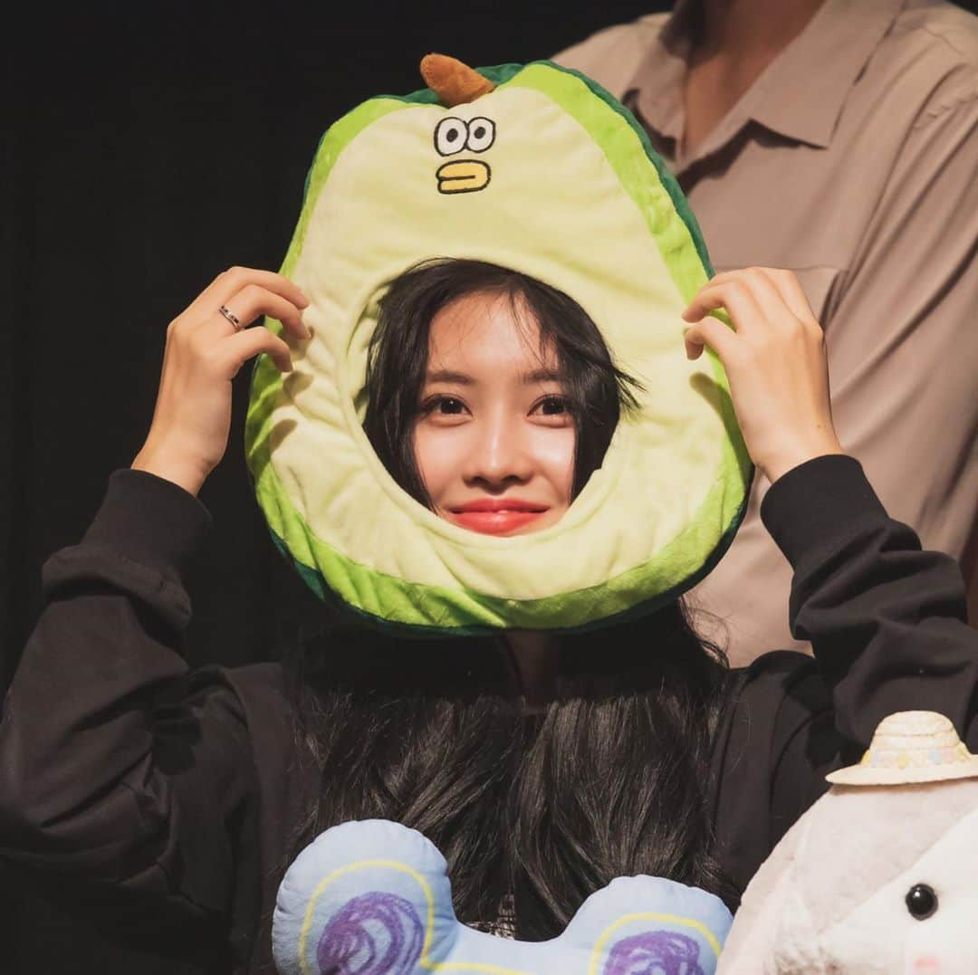 モモさんのインスタグラム写真 - (モモInstagram)「♡ [Fantaken] 191001 - Sinchon Fansign Event -  #MOMO #트와이스 #모모 #平井もも #もも #TWICE © _h1109m_」10月2日 23時27分 - momojype