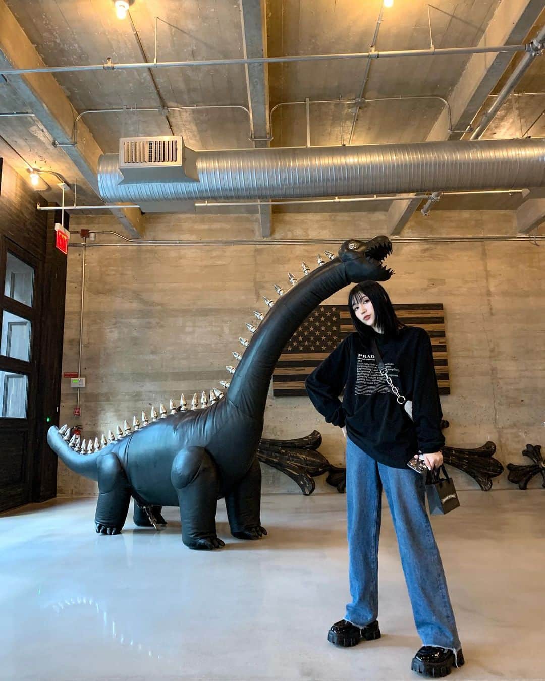 チン・インヒのインスタグラム：「✝️🖤」