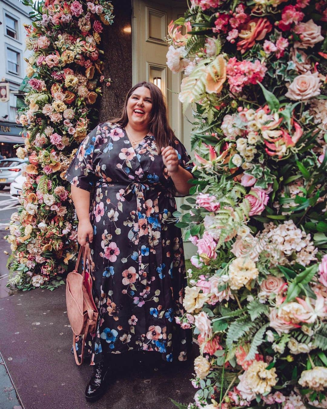 Anthropologieさんのインスタグラム写真 - (AnthropologieInstagram)「We love a good theme 🌼 Photo of @calliethorpe (link in profile to shop) Be sure to share yours with #MyAnthropologie #APlusbyAnthropologie」10月3日 4時03分 - anthropologie