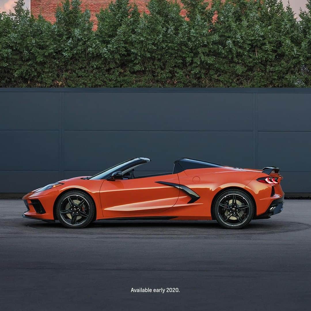 Corvetteのインスタグラム：「It has arrived. The first-ever production retractable hardtop #Corvette Convertible. See it in action in our story. #Stingray #Vette #C8」