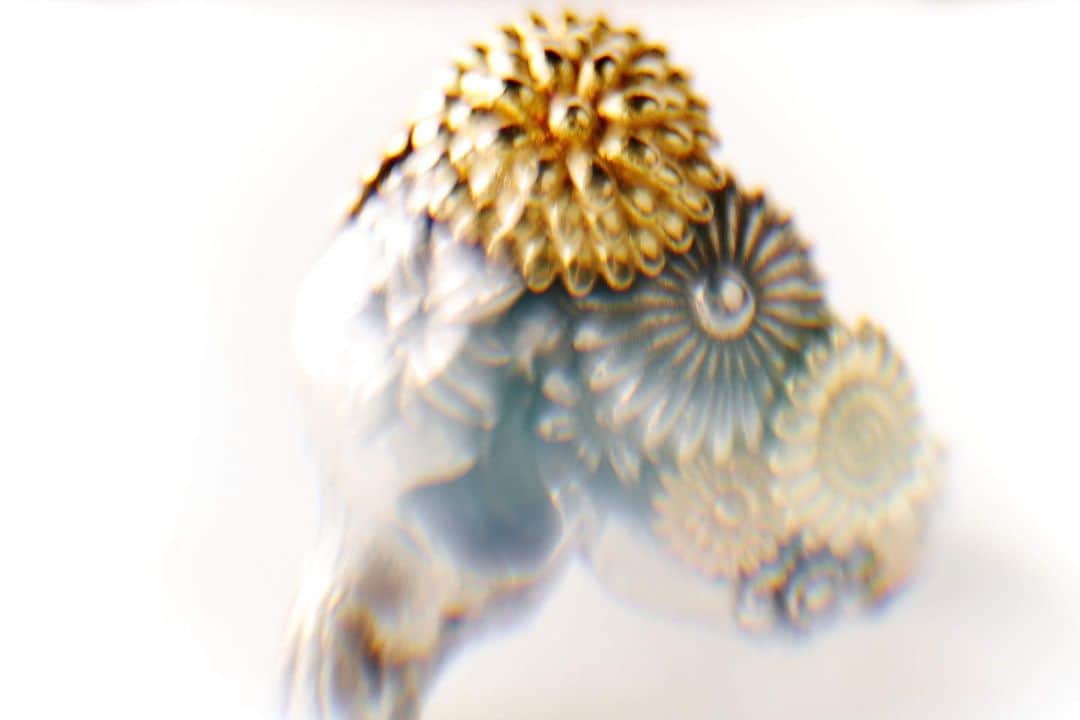 のインスタグラム：「作ったリングの撮影をしました。 年末から販売予定です。  #art #ring」