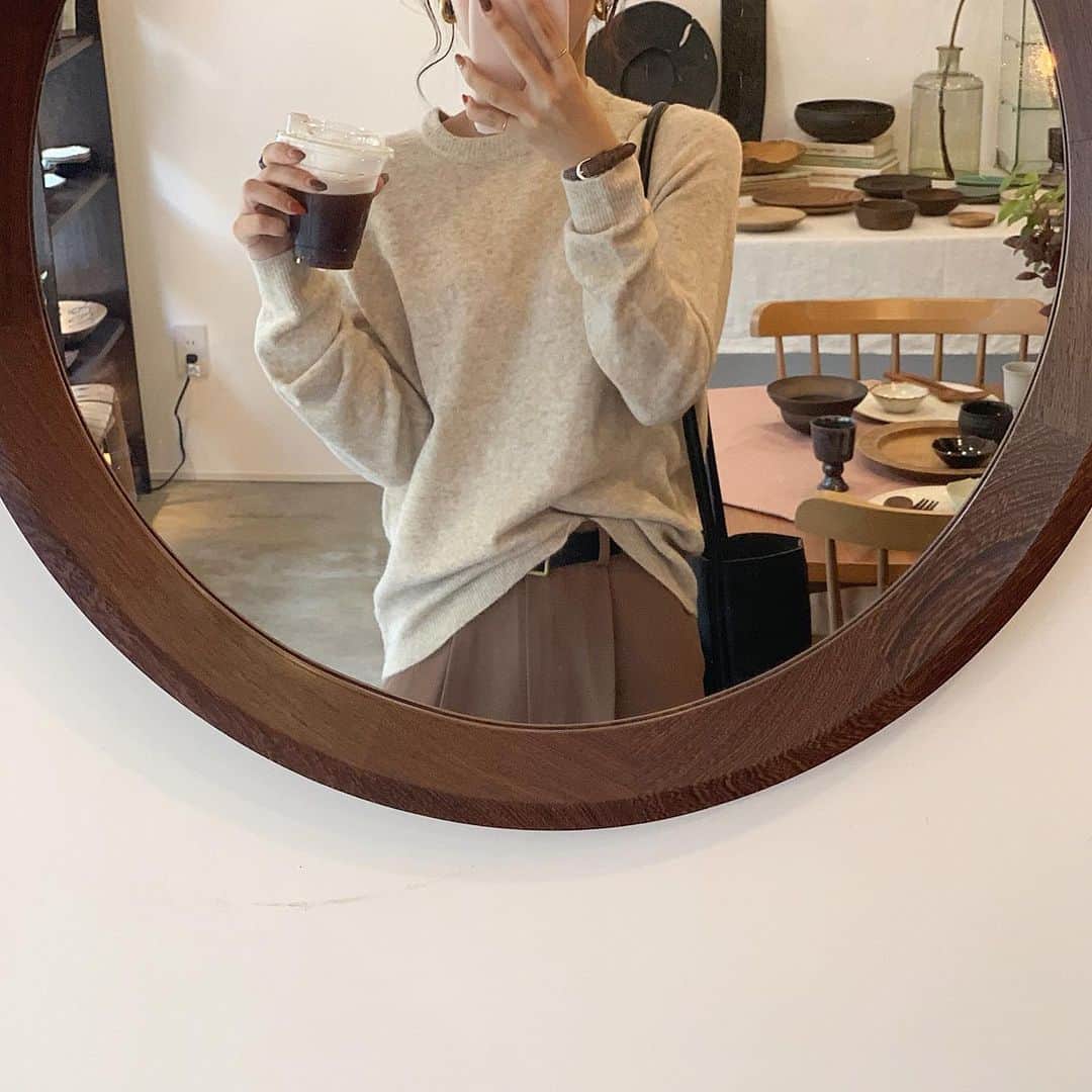 saanaaeのインスタグラム：「ステキな器屋さんみつけた🌾🍵 茶色茶色茶色!🌰 #alpaca🦙 #NUEbyas #교토」