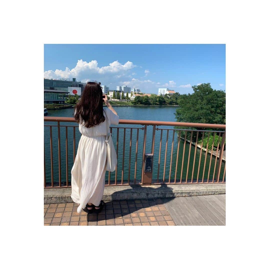 岩永亞美さんのインスタグラム写真 - (岩永亞美Instagram)「ただただ私の後ろ姿。 3枚目 何しとるって 銀杏見てる。」10月3日 9時03分 - tsugu_0510