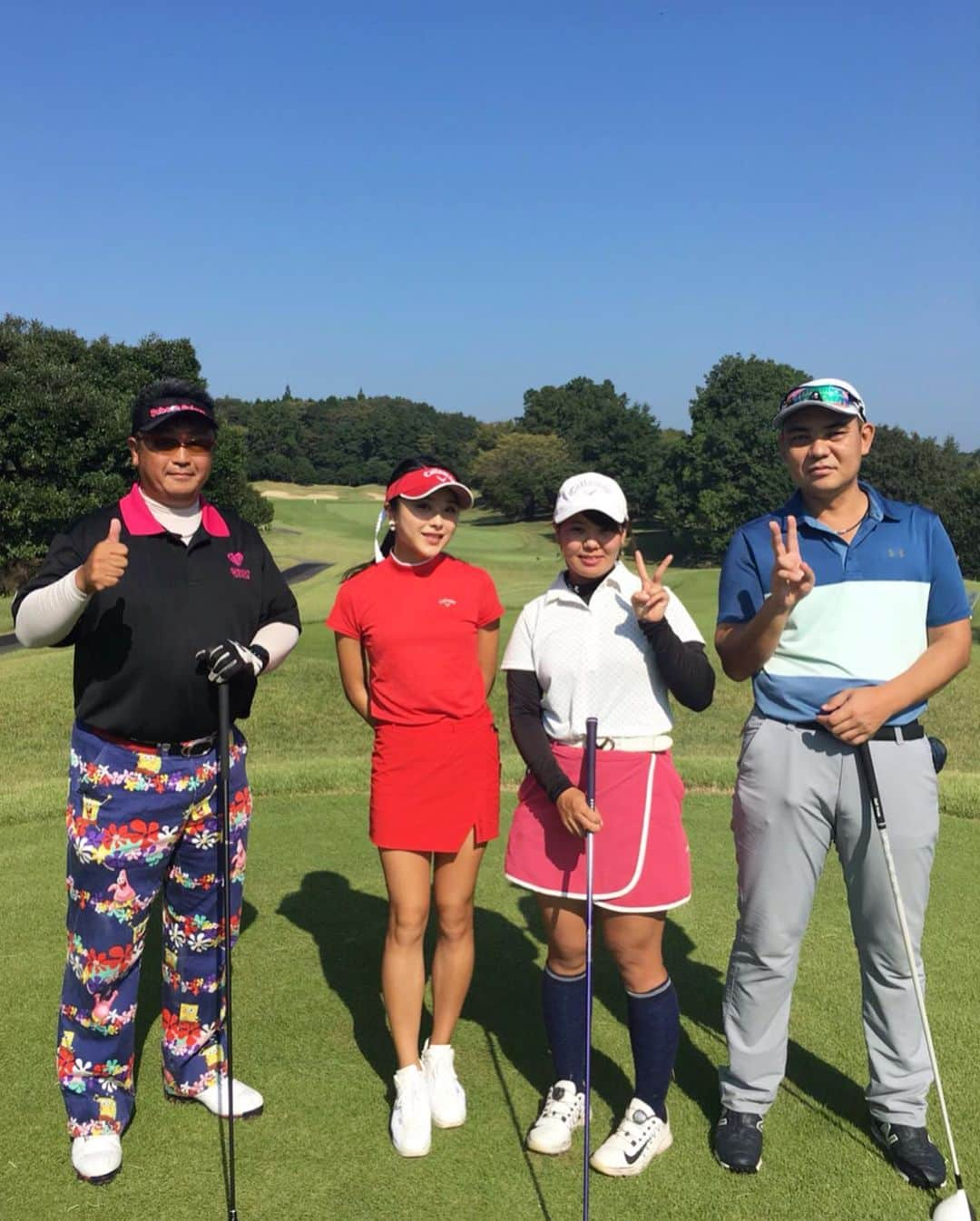 野田すみれさんのインスタグラム写真 - (野田すみれInstagram)「すみれコンペ❤️ 参加してくれた方達😊⛳️ 盛り上がりました😘 載せたい写真がいーっぱい😊 皆さん本当にありがとうございました❣️ 感謝です🥺 楽しかったな❣️ . . . . . . ☆★☆★☆★☆★☆★☆★☆★☆★☆★☆★☆★☆★☆★ 【クリスマスチャリティーコンペ】 12月21日クリスマスチャリティーコンペ🎄♡ 募集開始しました😊❣️ . . 【すみれwithラウンド】 10月、11月、12月も募集開始しました❣️ よろしくお願いします🥺 .. 【YouTube】 Youtubeも始めました❤️チャンネル登録してね♡ https://youtu.be/0pBLyKkQQlI .. 【Twitter】 ラジオ番組公式ツイッターオープン♡  私がパーソナリティーを務めるラジオ番組 (ミルキースマイルSUMIRE-IRO)の 公式ツイッターがオープンしました😊 質問やリクエスト、応援メッセージは 公式ツイッターから募集しています😊 みんなフォローしてください♡ 公式ツイッターアカウントはこちら💁‍♀️ URL:https://twitter.com/sumireiro_834/ twitterID:@sumireiro_834❤️ .. 【WEBサイト】 詳しい情報は公式サイトをチェックしてね🌟 公式サイト「SUMIRE-IRO」 URL:https://sumire-iro.com リンクはプロフィール欄に設置してますよ🌟 .. #SUMIREIRO #sumirepremiumfamily  #クリスマスチャリティーコンペ #すみれwithラウンド ☆★☆★☆★☆★☆★☆★☆★☆★☆★☆★☆★☆★☆★」10月3日 9時44分 - sumire0208