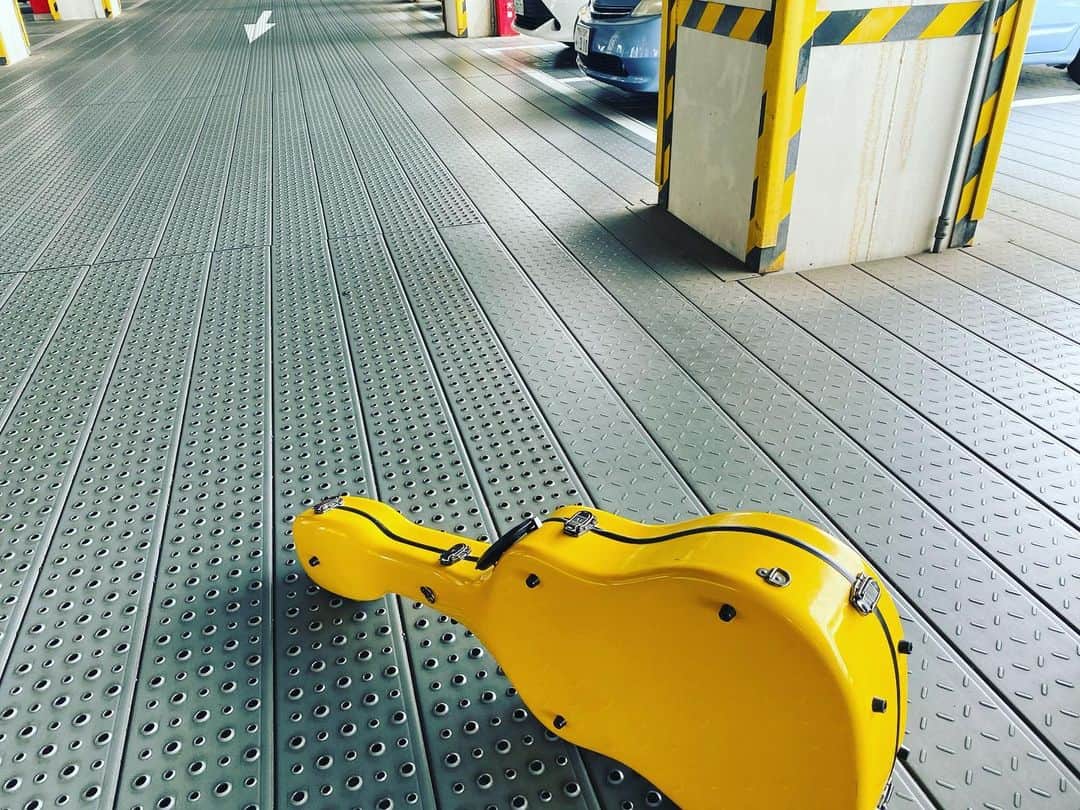 近藤薫のインスタグラム：「#grandoply #遠征 #gibson #j45」