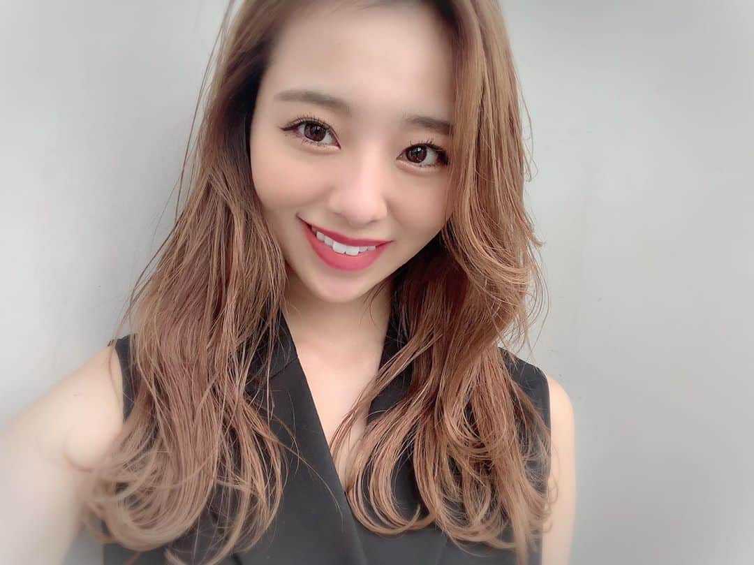 川村真洋さんのインスタグラム写真 - (川村真洋Instagram)「いつもお世話になっているsalonに行ってきました🌻 本当にどれだけ傷んでても毎回綺麗な髪に戻してくれます(;_;)♡ thank you... 104-0061 東京都中央区銀座7-9-15 GINZA gCUBE 11F  http://garden-hair.jp/garden_tokyo/✨ #銀座 #gardentokyo  #mahiro #真洋 #마히로」10月3日 20時02分 - mahiro_kawamura_official