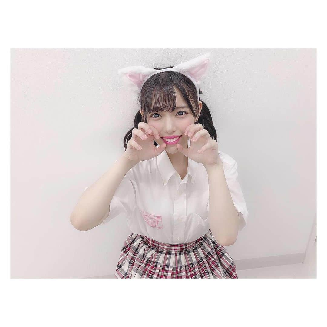 岩田陽菜さんのインスタグラム写真 - (岩田陽菜Instagram)「ひろってにゃ🐱💕﻿ ﻿ ﻿ #STU48 #charmingtrip ﻿ #ちゃーとり公演したい #もうすぐ #我慢﻿ #猫 #cat #白猫 #コスプレ #制服 #jk #高校生 #女子高生 ﻿ #ヘアアレンジ #ツインテール #最近多い 👧」10月3日 20時10分 - hina_naso_stu48