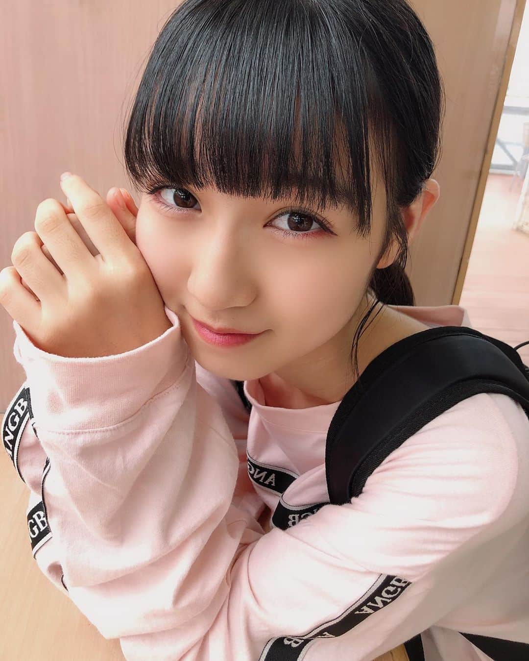 今村麻莉愛のインスタグラム：「. #彼女とデートなうに使っていいよ」