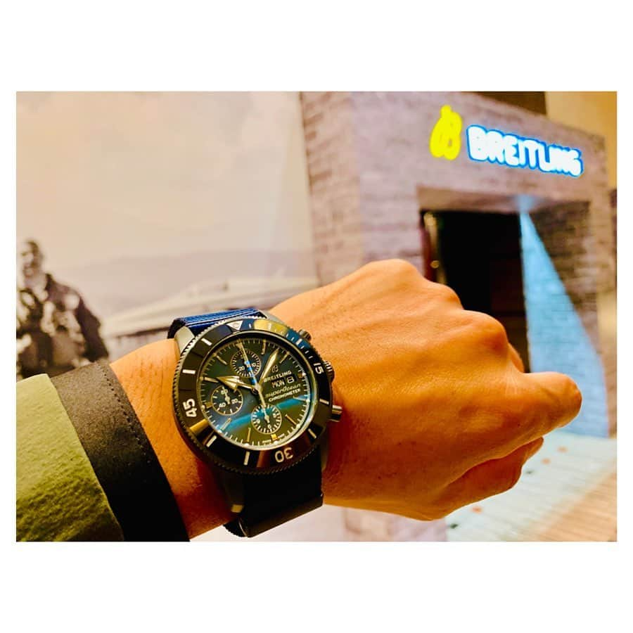 肥野竜也さんのインスタグラム写真 - (肥野竜也Instagram)「【BREITLING】 ・ 新作「AVENGER」のイベントへ行って来ました!! 色々素敵な時計がありましたが… その中でも…5.6枚目写真「AVENGER AUTOMATIC GMT 45 NIGHT MISSION」に一目惚れ!!🤩⤴︎⤴︎ もうコレは…間違いなく夢に出て来そうwww ・ #肥野LIFE #BREITLING #ブライトリング #wristwatch #腕時計 #AVENGER #AVENGERROADSHOW #AVENGERAUTOMATICGMT 45NIGHTMISSION」10月3日 12時17分 - tatsuya_hino