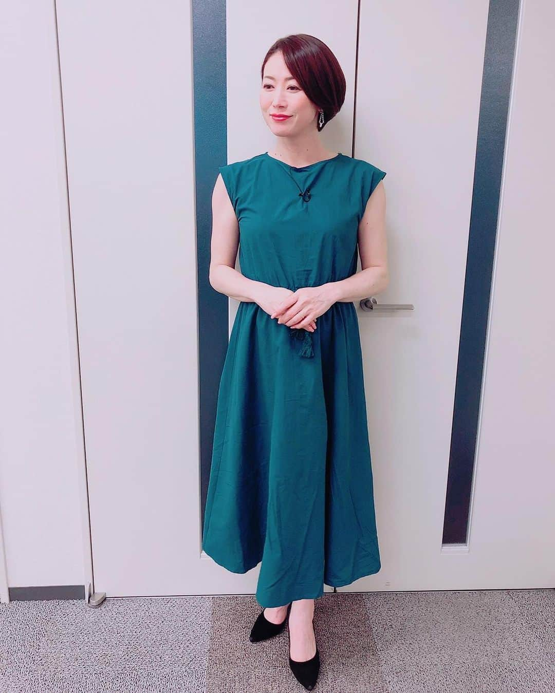 田中雅美さんのインスタグラム写真 - (田中雅美Instagram)「9月26日メーテレ「アップ」で着用した衣装はこちらでした。  ワンピース @abitokyo_collection  アクセサリー @abiste_official  #メーテレ #アップ #衣装」10月3日 12時31分 - tanakamasami_official