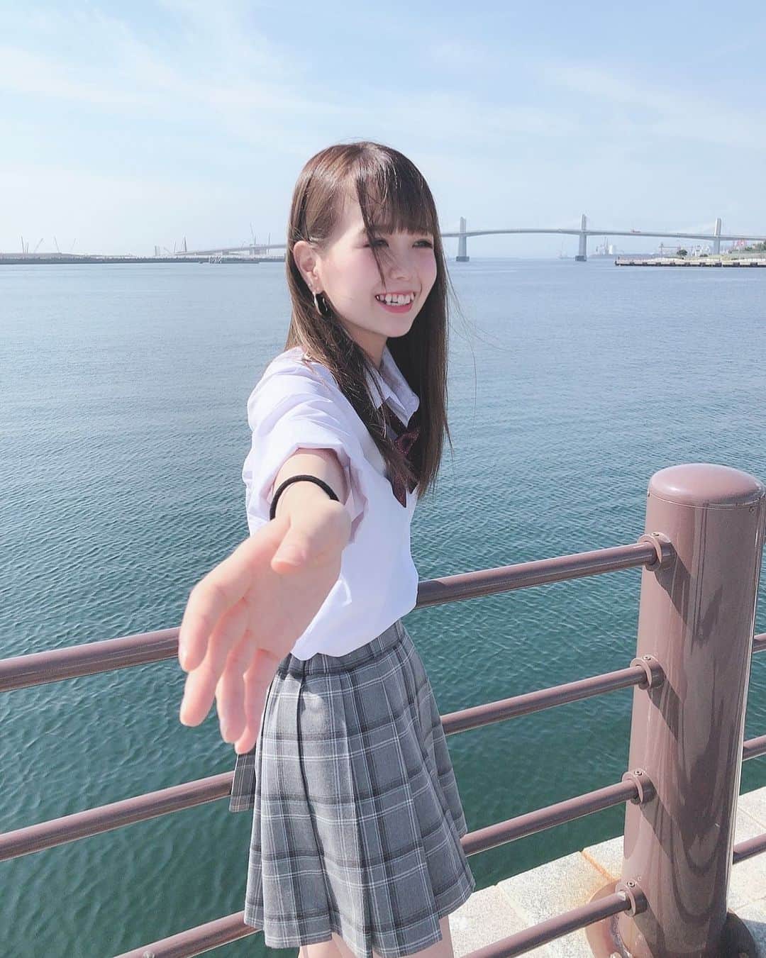 宮本ひなののインスタグラム：「海くるとこうゆうの撮りたくなるよね😚  #福島 #いわき市 #東北 #海 #デートなうに使っていいよ的な」