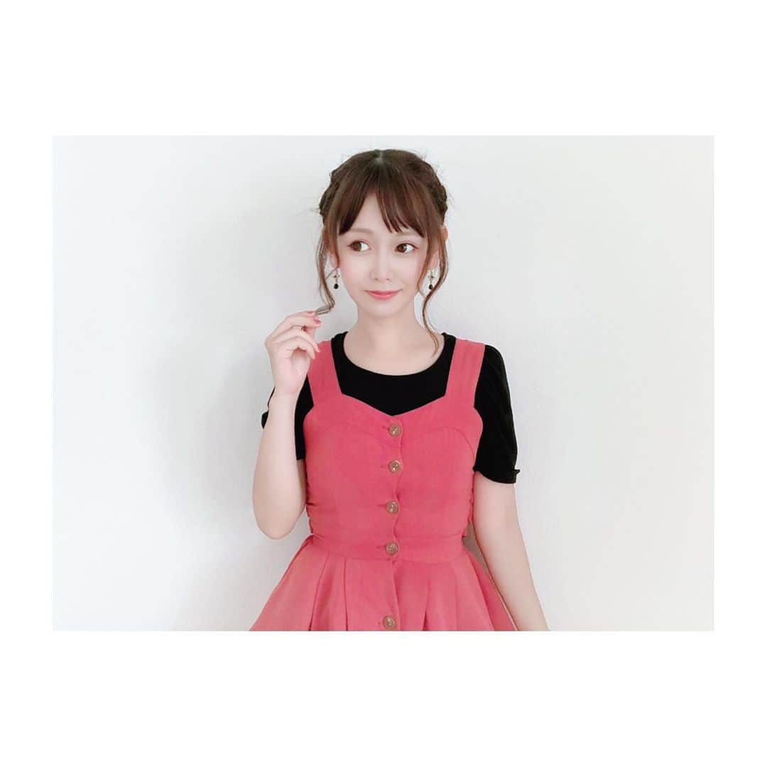 のインスタグラム：「今日のヘアメイク🎀💄✨ あっと言う間に10月ですな🍁 #ヘアメイク #アップ #アップヘア #セミロング #セルフヘア #ヘアセット #セルフヘアセット #今日の髪型 #今日のゆんちゃん」