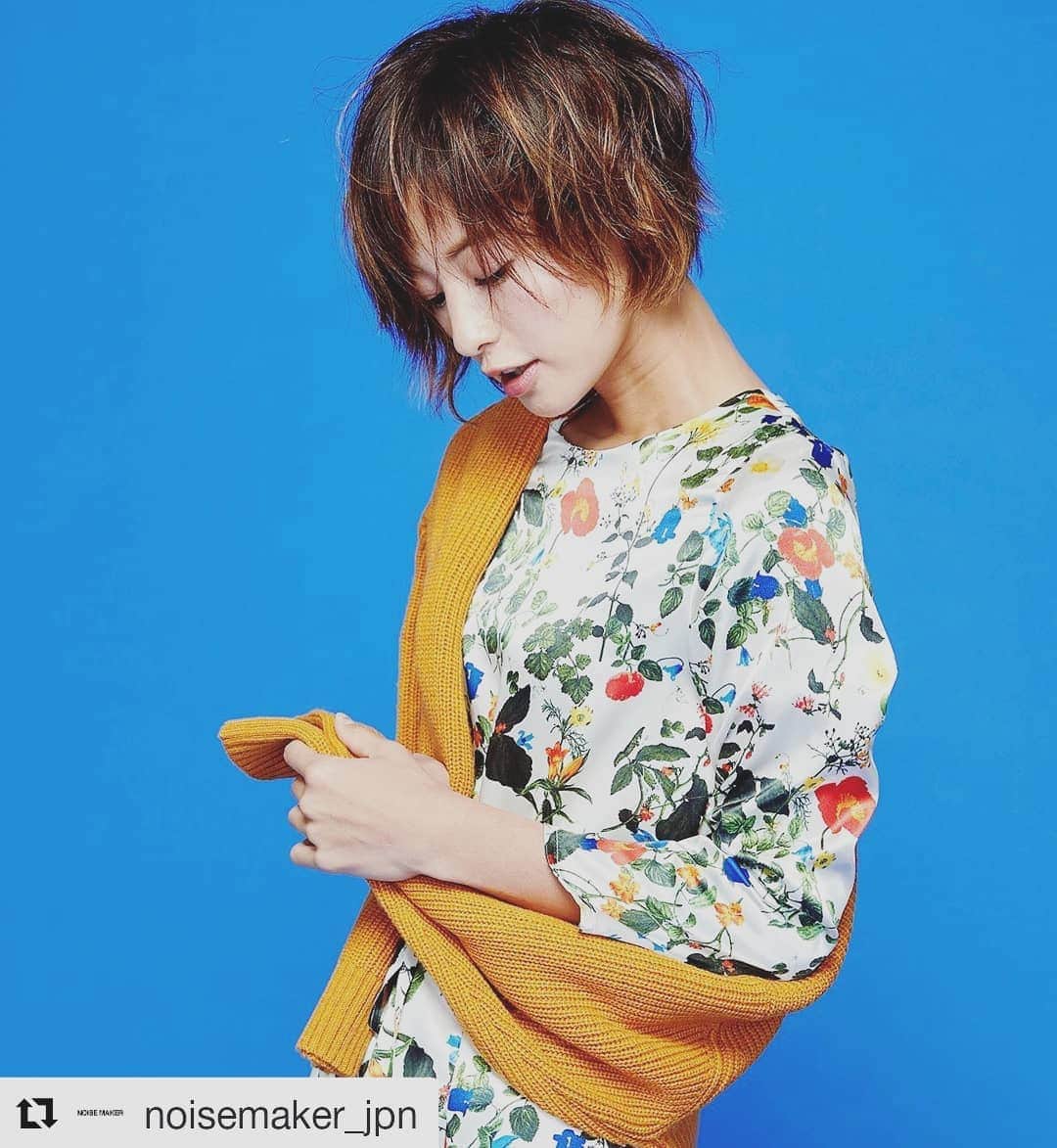 西山茉希さんのインスタグラム写真 - (西山茉希Instagram)「#Repost @noisemaker_jpn (@get_repost) ・・・ □MAKI NISHIYAMA LOOKBOOK 2019AW□⁠⠀⁠⠀⁠⠀ ⁠⠀ *coordinate01*⁠⠀ ・dress　⁠⁠¥24,000+tax⁠⠀ ・knit ¥11,000+tax⠀⁠⠀ ⁠⠀」10月3日 14時53分 - maki.nshiyama50