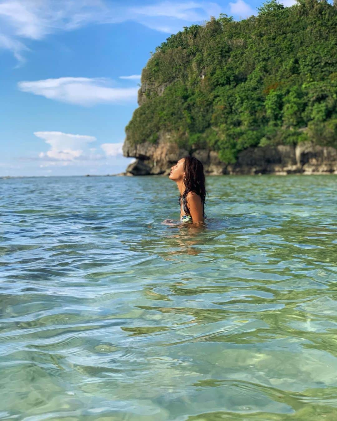 内藤陽子のインスタグラム：「最高☀️ #太陽は神様  #太陽は恵み #南国」