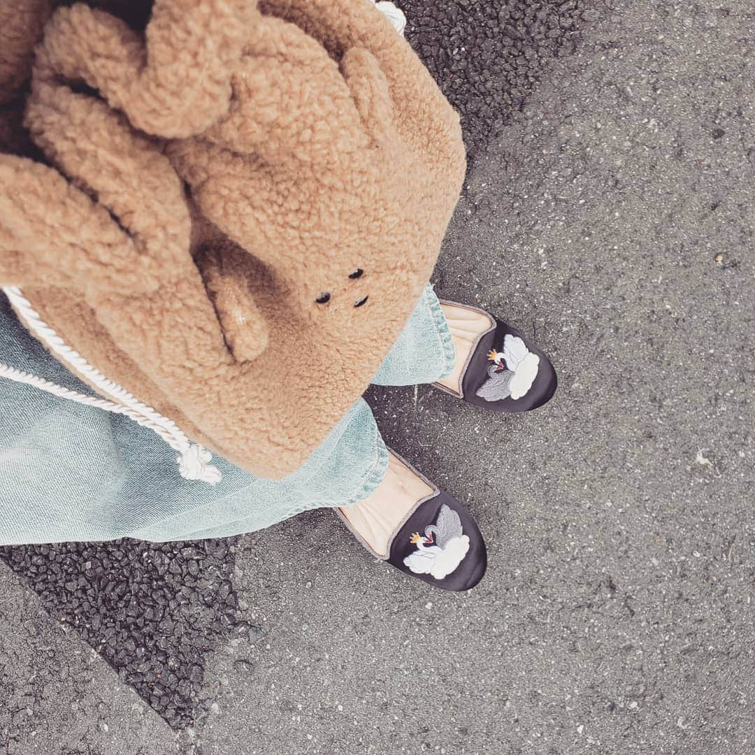 Pileさんのインスタグラム写真 - (PileInstagram)「. めずらしい？🧸🦢 #ootd #merryjenny #swan #bear #origano」10月3日 14時58分 - pi_channnn52