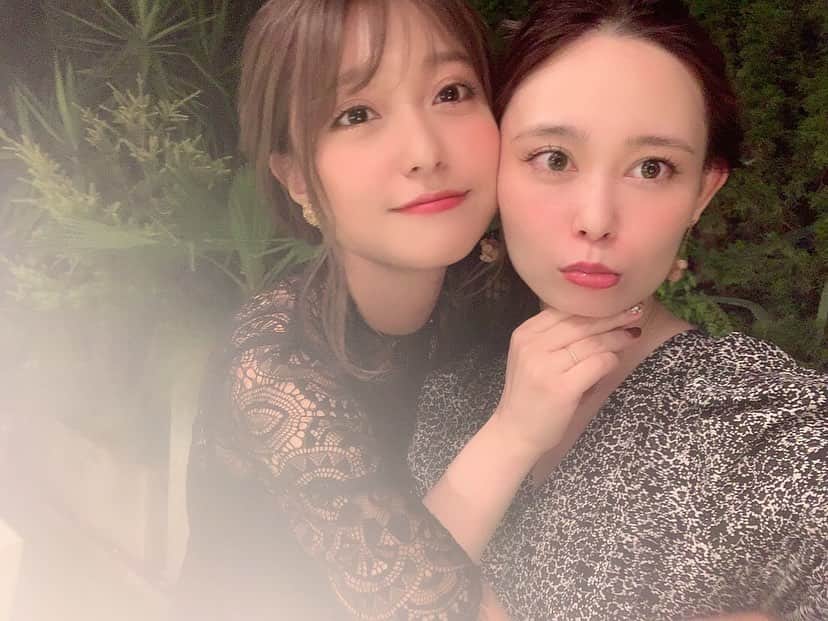 堤ゆきみのインスタグラム：「先日ののぞみん結婚パーティー❤︎ 大好きな人たちにも会えて幸せ〜 のぞみん本当に本当におめでとう👩‍❤️‍💋‍👩」