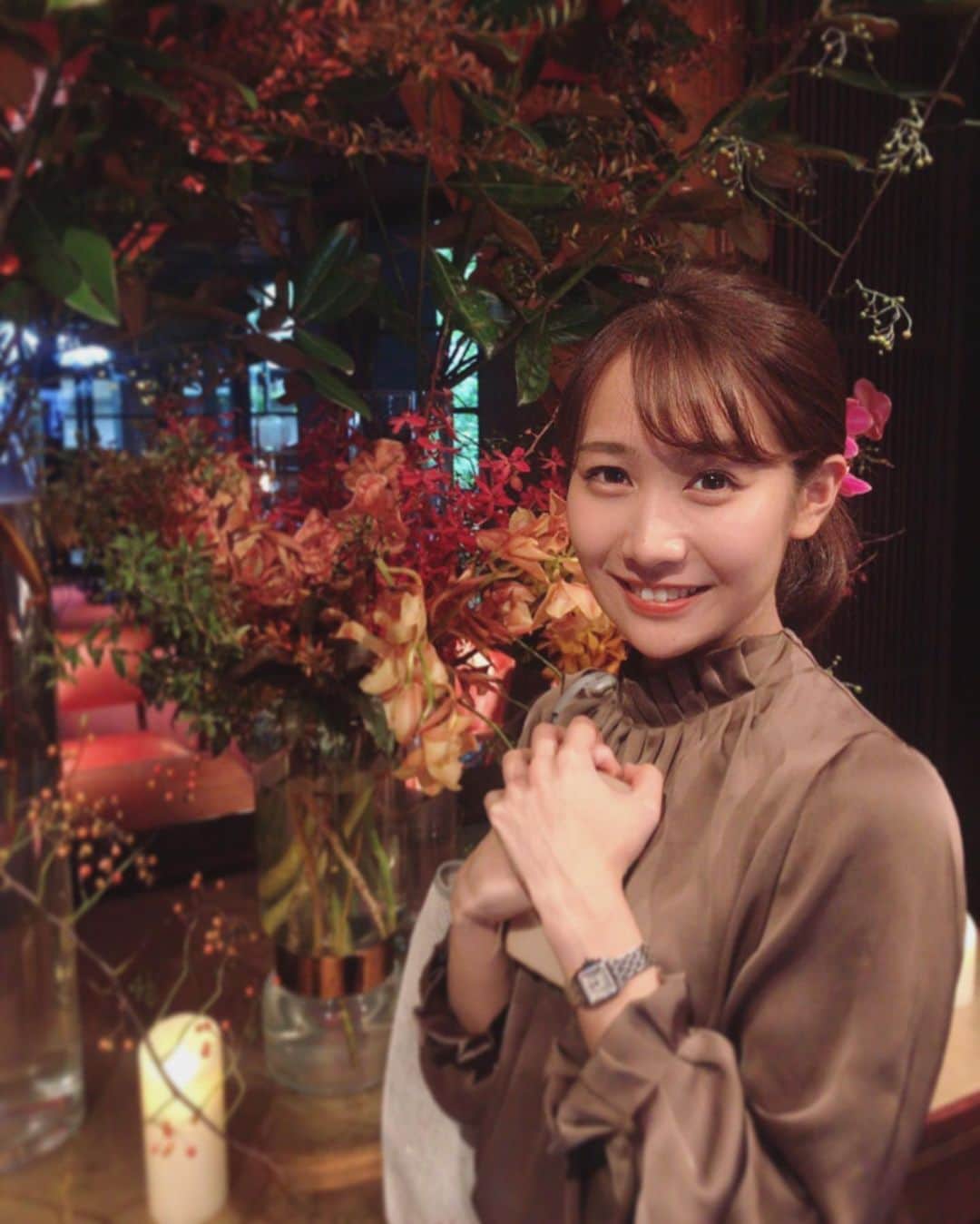 島津咲苗さんのインスタグラム写真 - (島津咲苗Instagram)「今日はロケでお世話になった方と素敵なお店でランチしました🍴入り口に飾ってあった花が綺麗でした🥀 . . #カワブンナゴヤ #ザカワブンナゴヤ #thekawabunnagoya #丸の内ランチ #丸の内レストラン #名古屋ランチ #名古屋レストラン #メーテレ #アナウンサー #島津咲苗」10月3日 18時01分 - sanae_shimazu