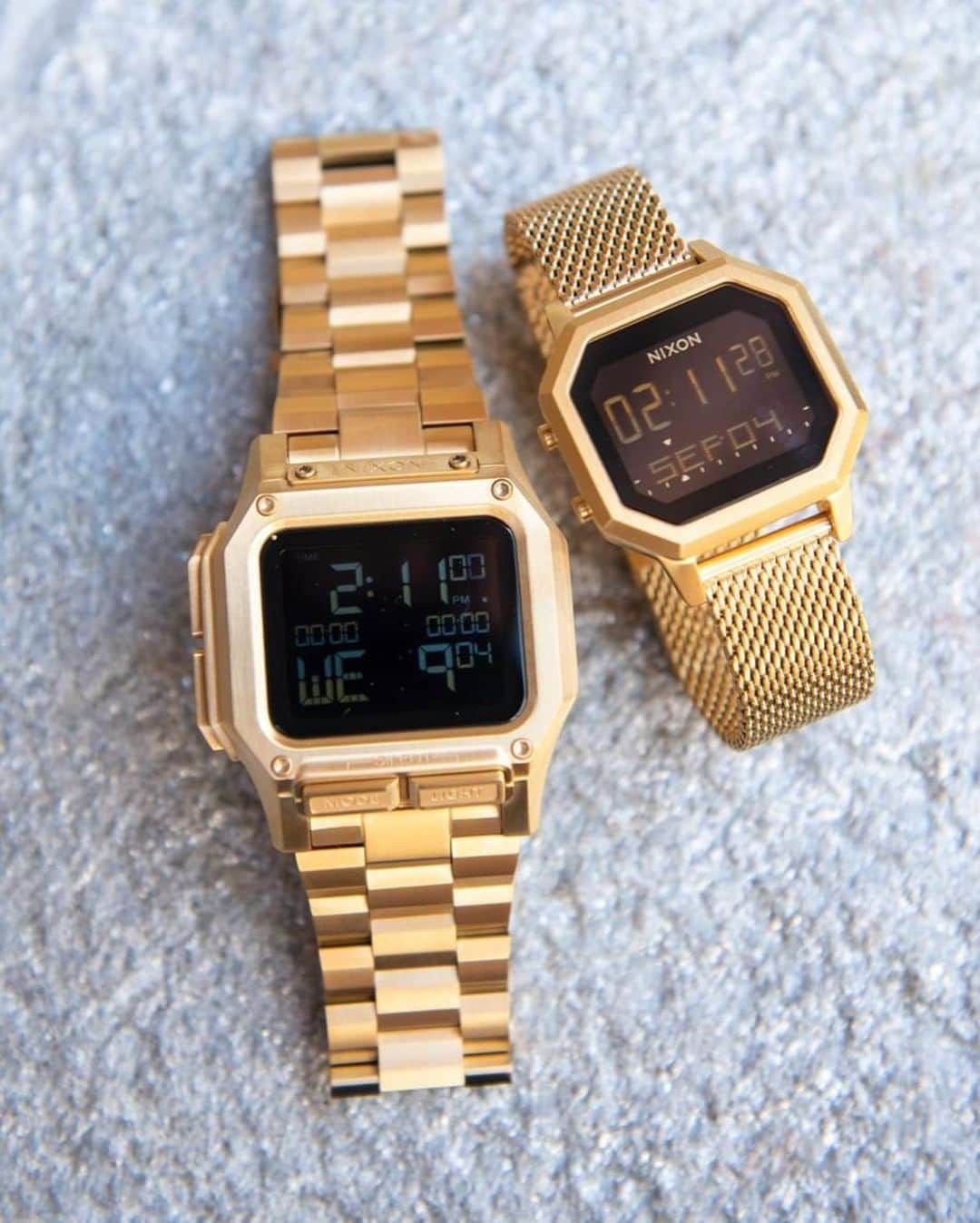 nixon_japanのインスタグラム：「遂に・・・待望の新作が間も無く登場！⠀手元をGOLDで鮮やかに✨⠀ YTSSTOREでは予約受付中！！！⠀ TOPページからLINKをチェック！！！⠀ #Nixon #ニクソン #時計 #Regulus #Siren #新作 #commingsoon #カミングスーン」