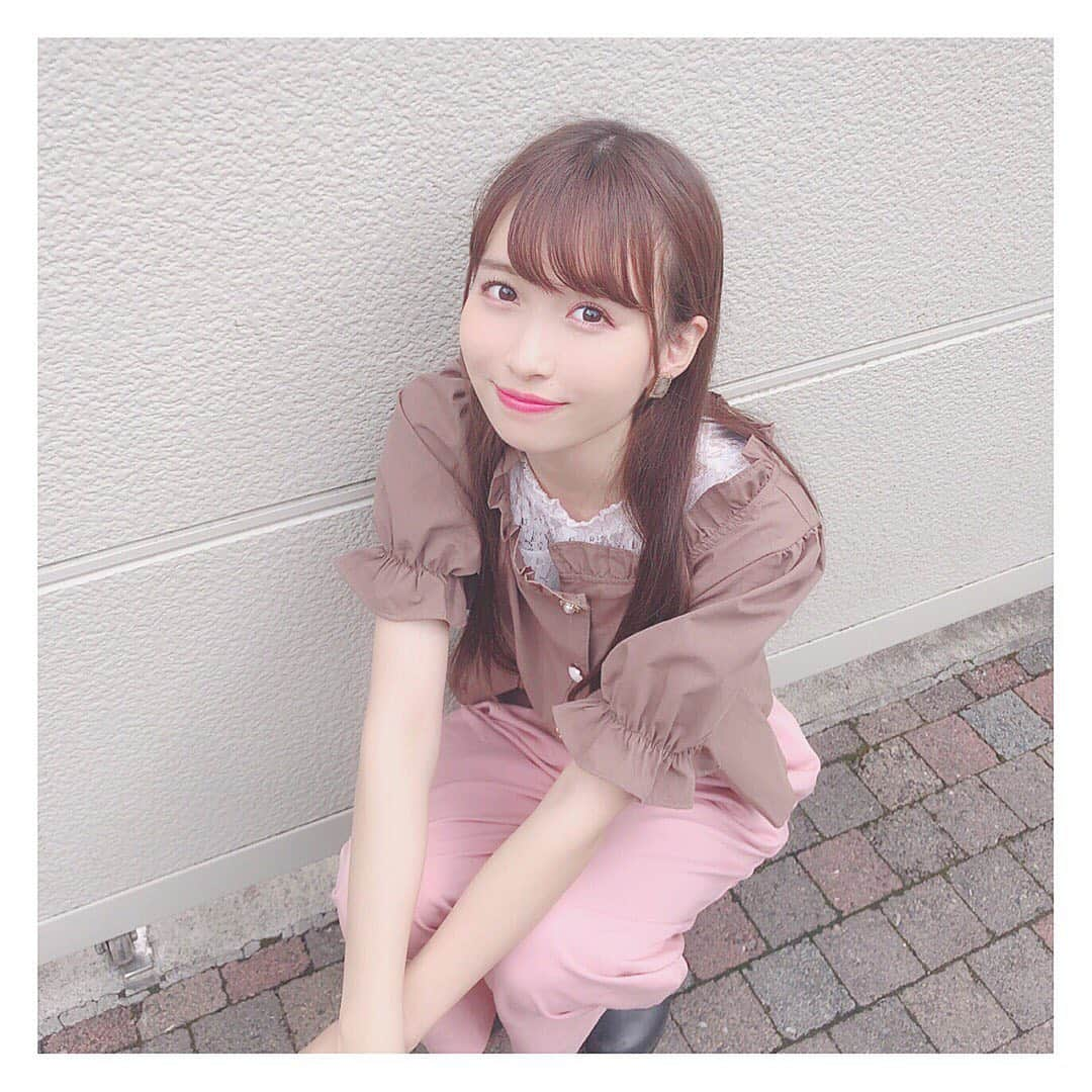 中野あいみさんのインスタグラム写真 - (中野あいみInstagram)「﻿ ﻿ 👀💭♡﻿ ﻿ tops … INGNI﻿ ﻿ ♥︎︎ - ♥︎︎ - ♥︎︎ - ♥︎︎ - ♥︎︎ - ♥︎︎ - ♥︎︎ - ♥︎︎ - ♥︎︎ - ♥︎︎ - ♥︎︎ - ♥︎︎ - ♥︎︎﻿ ﻿ #中野あいみ #あいみんぐらむ #あいみんふぁっしょん #ガーリー #秋 #秋服 #秋服可愛い #プチプラ #プチプラコーデ #私服投稿するたびにどこのブランドの洋服か知りたいコメントがありがたいことに多くて 。 #諸事情で紹介するのが難しくて今まで紹介できずにごめんなさい #みんなのためにこれから少しずつどこのブランドの物かシェアしていけるように頑張るね #ぴょこっ」10月3日 18時50分 - nakano_aimi