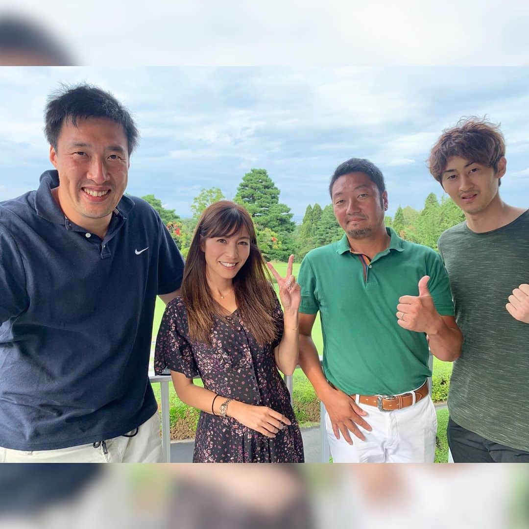 のインスタグラム：「. ゴルフコンペ⛳️in TOYAMA . 石金精機様のゴルフコンペにゲストで参加させて頂きました🙏 . 富山県出身、富山で活躍するアスリートの方を応援して下さるとっても素敵な会社です🙌✨ . 呉羽カントリークラブ所属の 鈴木康正プロ🏌️‍♂️ . 🏀富山グラウジーズ 山田大治選手、船生誠也選手 と一緒に🙌 . . 富山で一番名門と言われる呉羽カントリー⛳️ 日本海コースは噂通り難しかった〜💦 . . . #富山 #富山県出身 #ゴルフ #ゴルフコンペ #呉羽カントリークラブ #石金精機 #富山グラウジーズ」