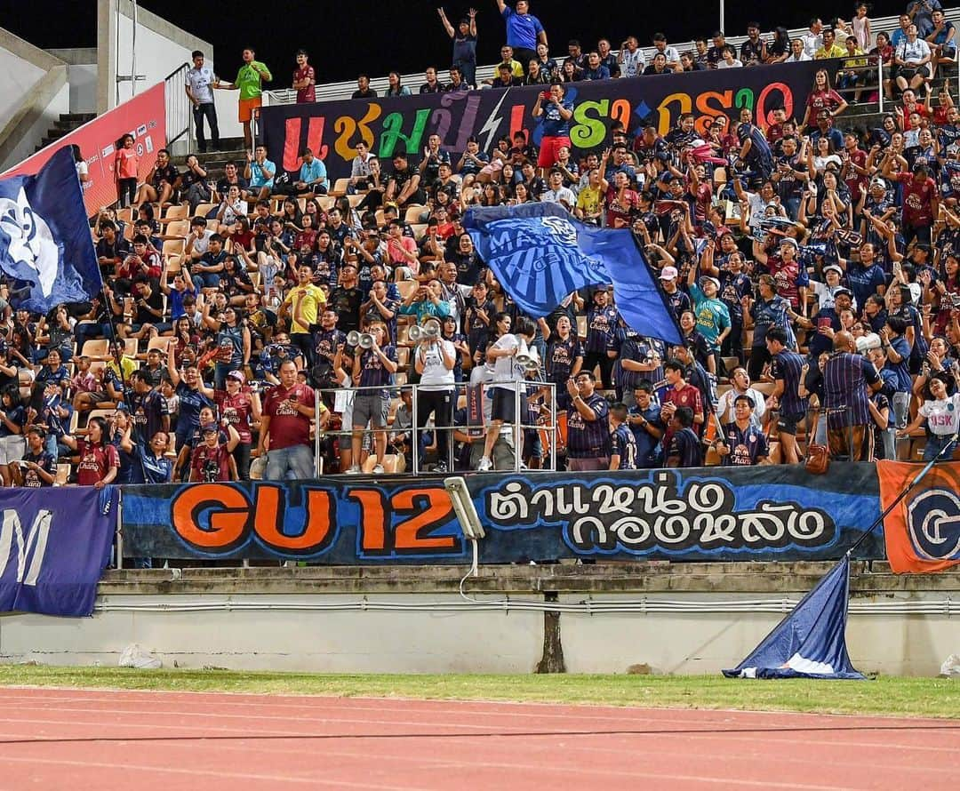 細貝萌さんのインスタグラム写真 - (細貝萌Instagram)「3 points💙🇹🇭🇯🇵⚡️ #buriram#buriramunited#gu12」10月3日 19時15分 - hajime_hosogai_official