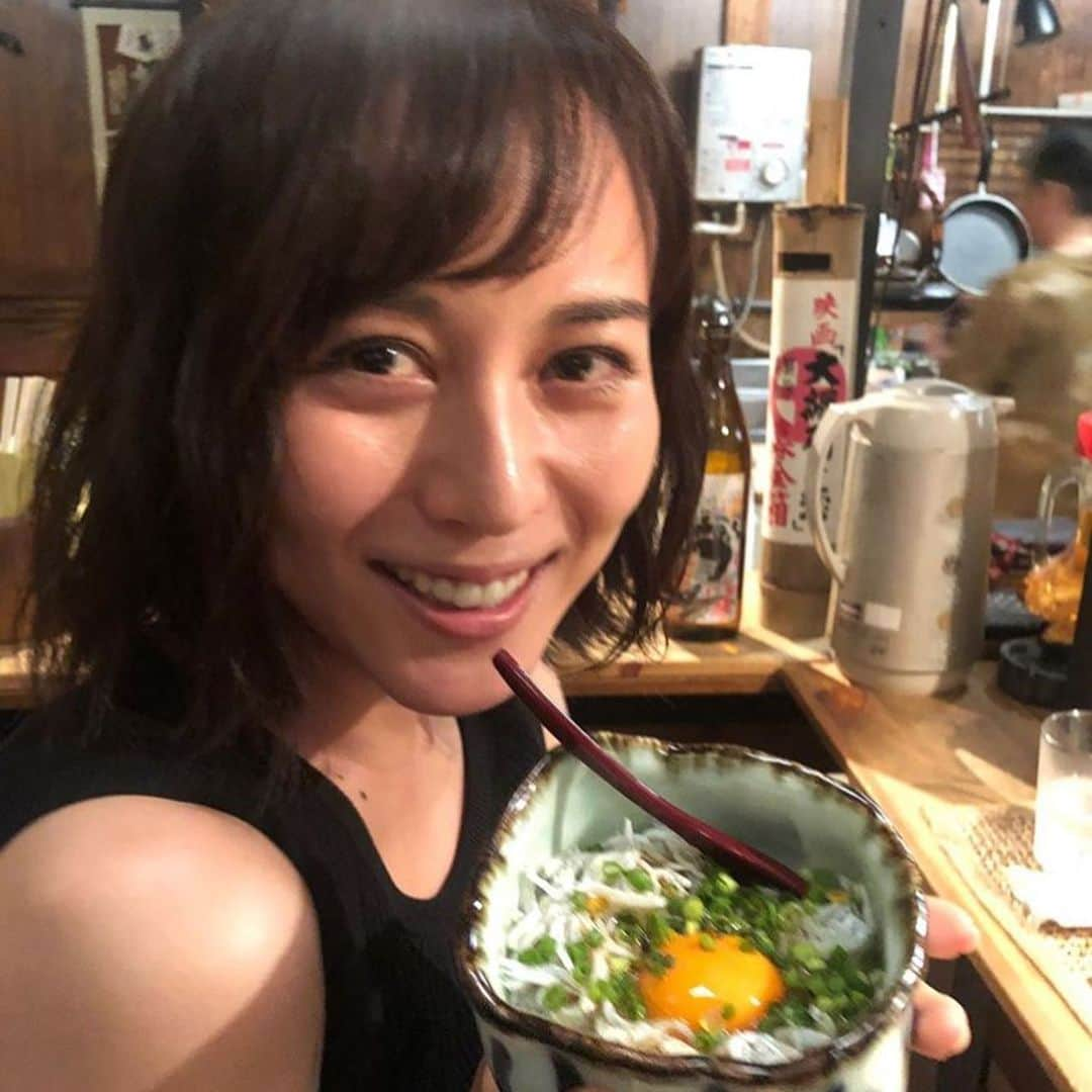 女子アナ・女優を応援する人さんのインスタグラム写真 - (女子アナ・女優を応援する人Instagram)「#比嘉愛未 さん#ご飯#可愛い」10月3日 19時12分 - matunoki.72