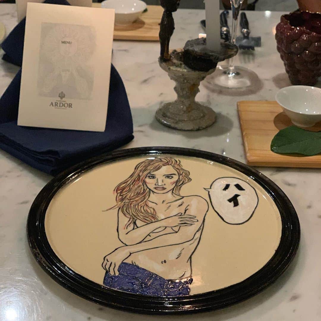 崎山一葉のグルメインスタ