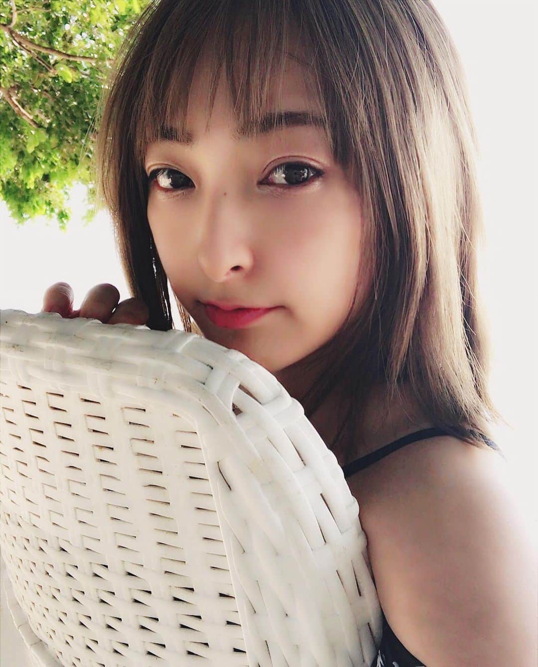 のインスタグラム：「🔮💕 Goes on sale October 10. ✨  https://kotonodesu.official.ec/items/23453321  #koreangirl #korean #셀카 #셀스타그램 #selca #selfie #gravure #djkotono #琴乃 #kotono #sujeong #photobook」