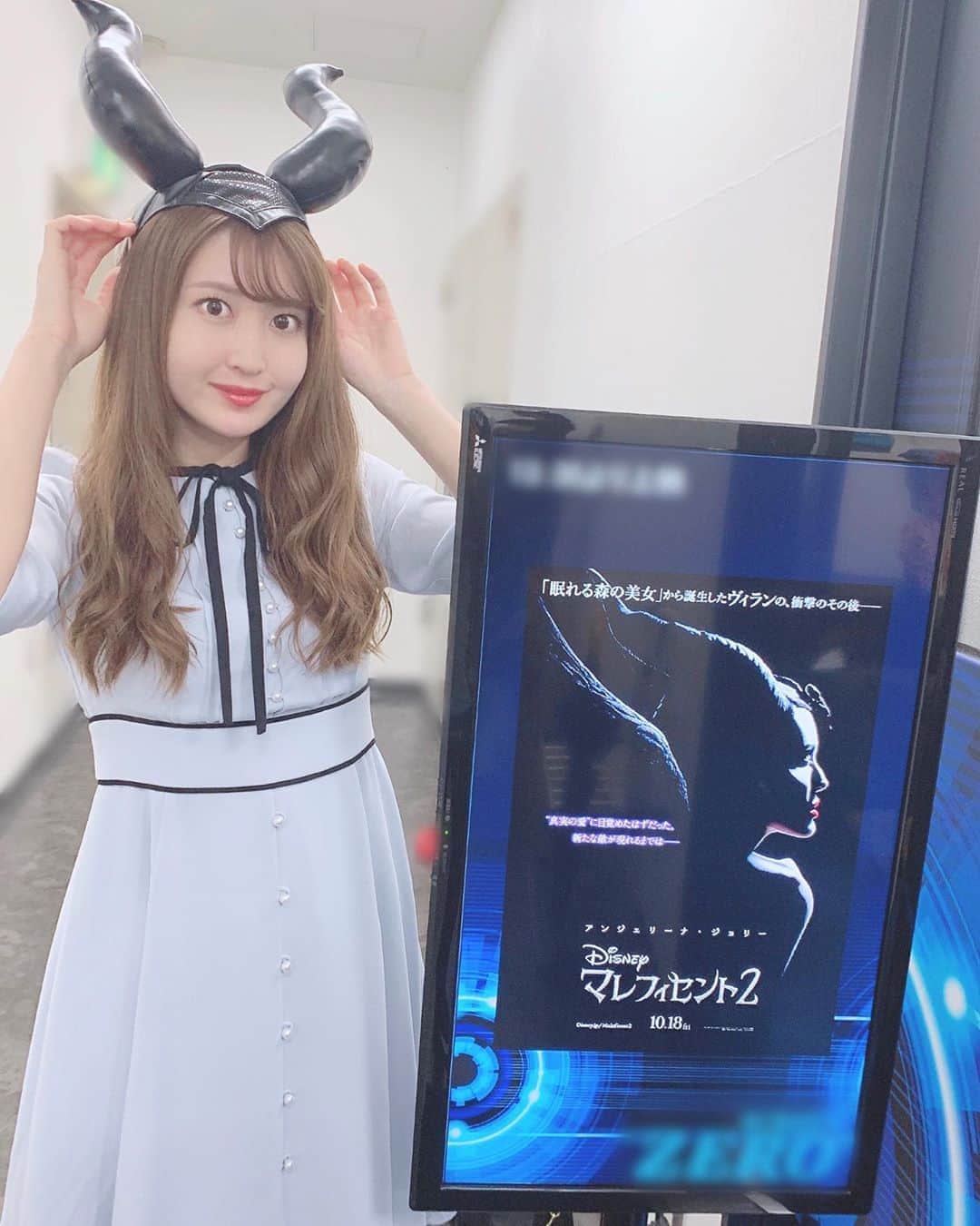 のインスタグラム：「♡ . ｢マレフィセント2｣の試写会へ 行って来ました🏰💜🖤✨ . アンジェリーナ・ジョリー演じる "美しきヴィラン"が再び降臨。 ｢眠れぬ森の美女｣の新たなる伝説。 . マレフィセントとオーロラ姫… 家族とはなにか、"究極の愛"に感動しました。 . アンジェリーナ・ジョリーの美しさに 終始魅了されっぱなし🥺💕💕 . 10月18日(金) 全国ロードショーです🎬✨ . #maleficent #maleficent2 #disney #movie #マレフィセント2 #マレフィセント再降臨 #マレフィセント #眠れる森の美女 #ディズニー映画 #ディズニー #映画 #沢井里奈」