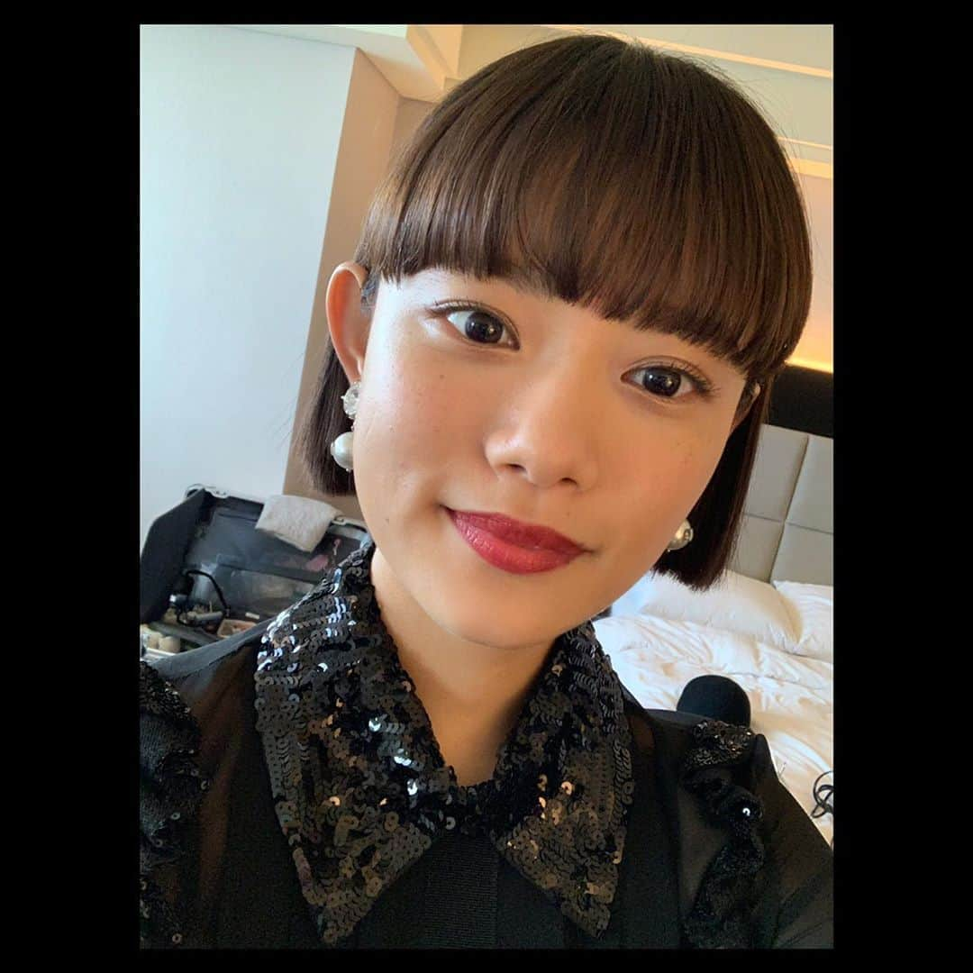 杉咲花さんのインスタグラム写真 - (杉咲花Instagram)「釜山国際映画祭に参加しておりました。 どうかたくさんの方のもとへ、映画が届きますように。 #楽園」10月3日 22時45分 - hanasugisaki